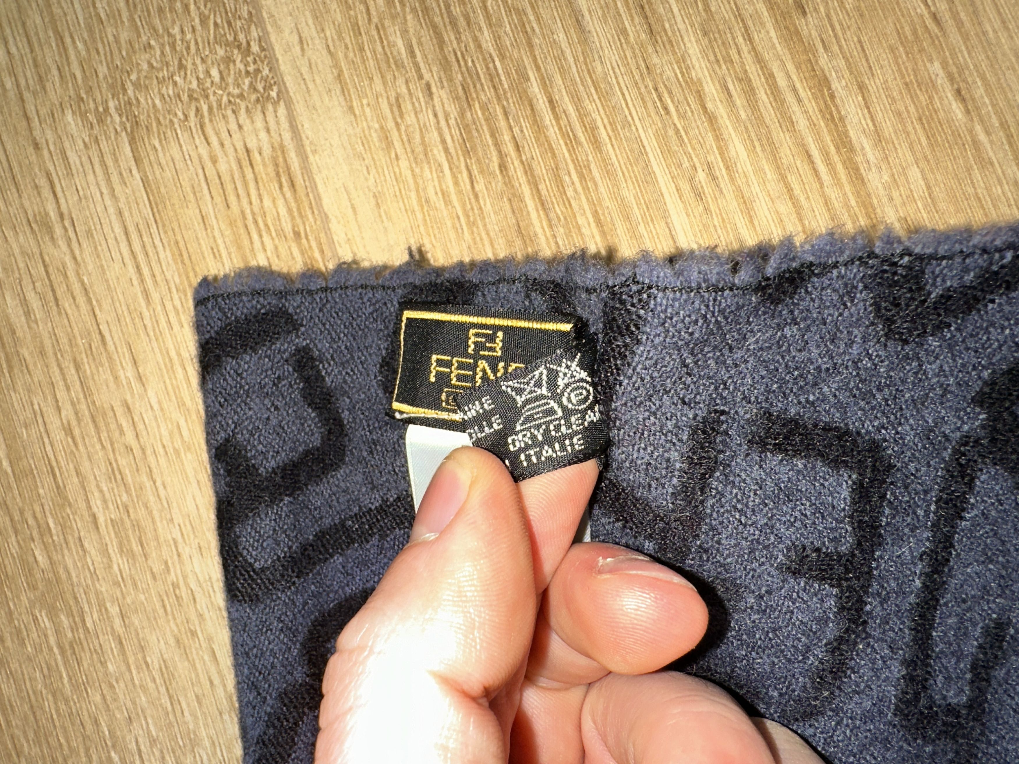 Fendi Fendi Vintage Wool Logo Monogram Scarf 150x35cm Rare Size ONE SIZE - 6 Thumbnail