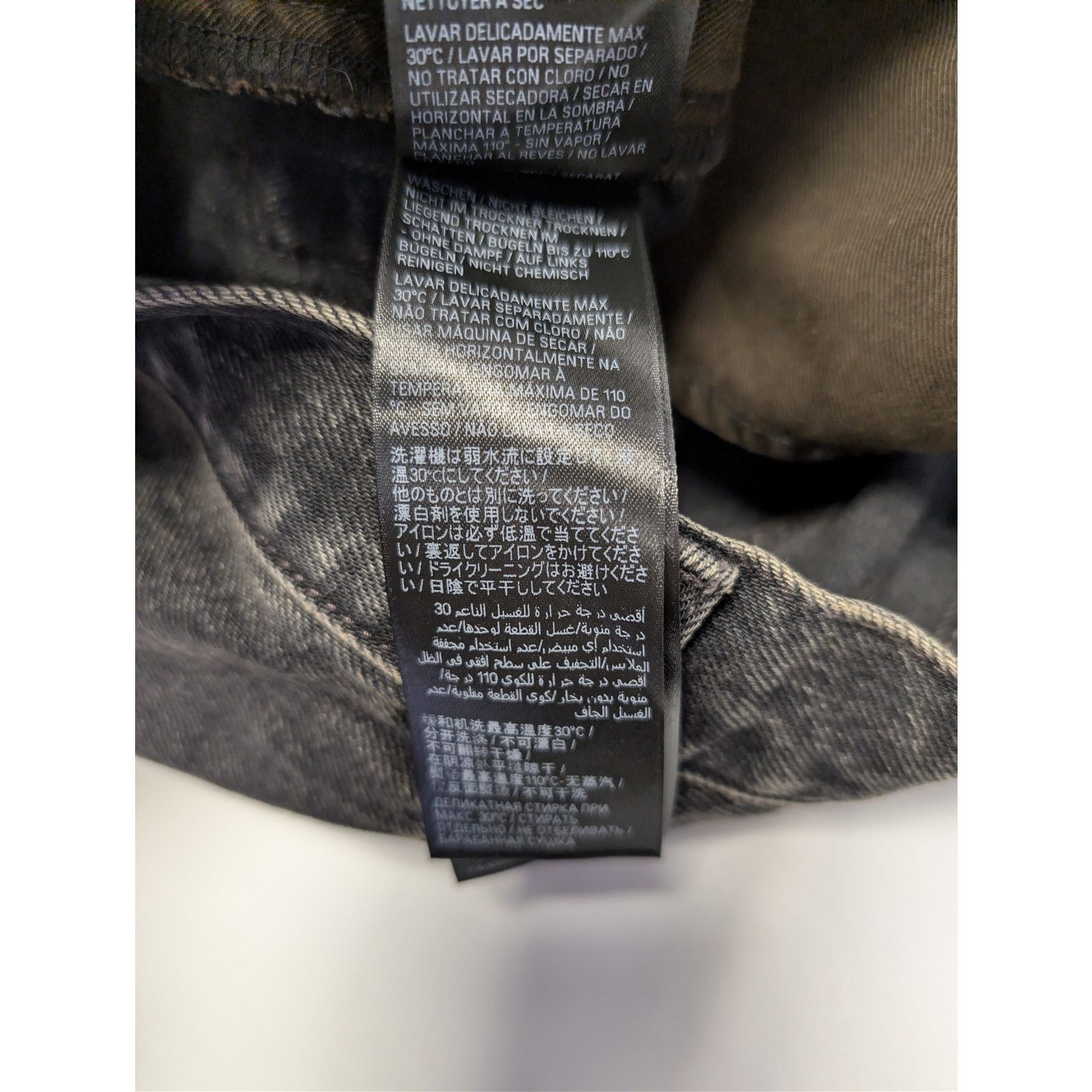 Balenciaga o1rshd1 Baggy Denim Pants in Wash Black / Marigold Size US 32 / EU 48 - 20 Thumbnail