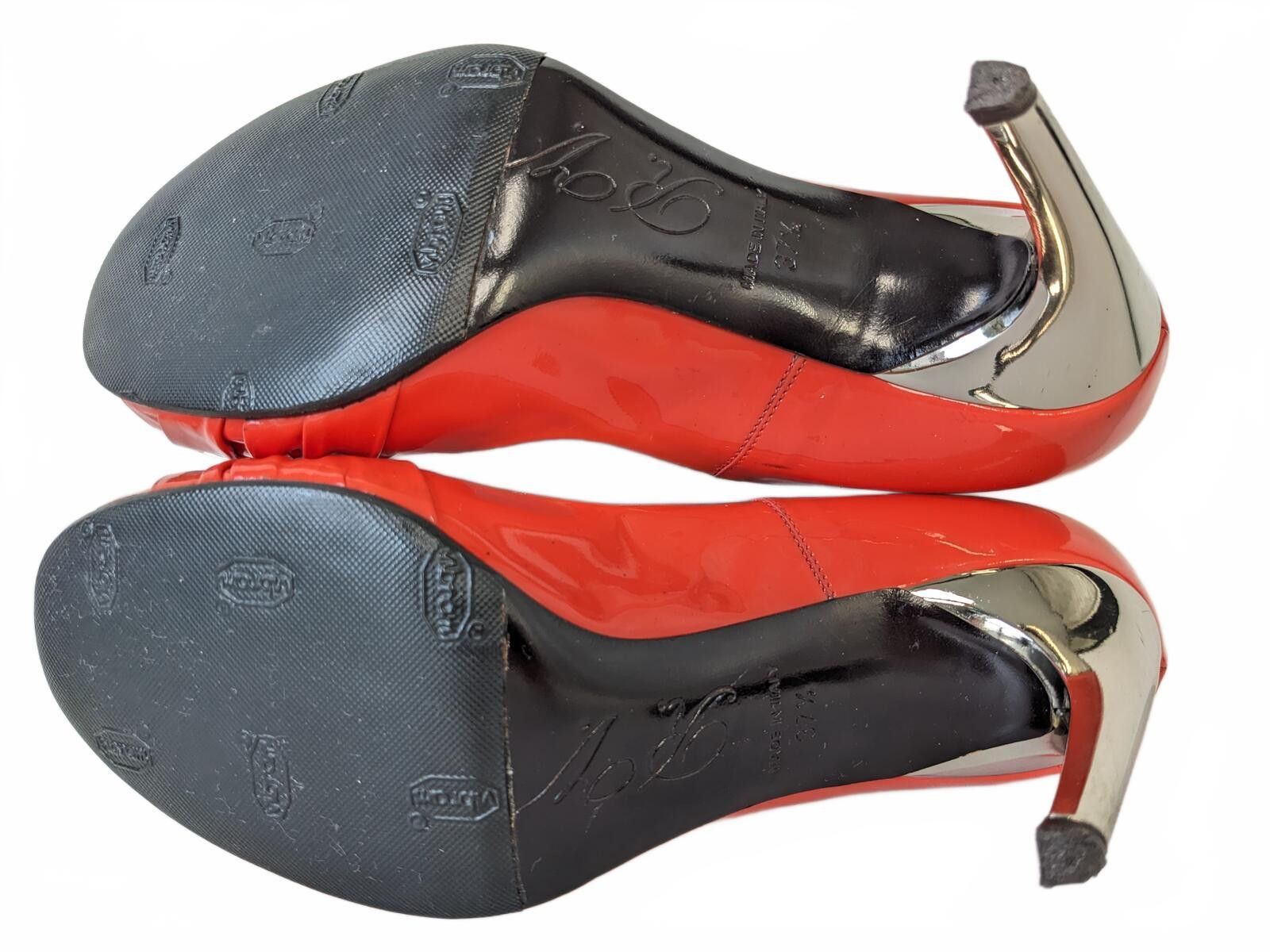 Other Roger Vivier Pumps Women Italy Coral Patent Leather US 7-7.5 Size US 7.5 / IT 37.5 - 8 Thumbnail