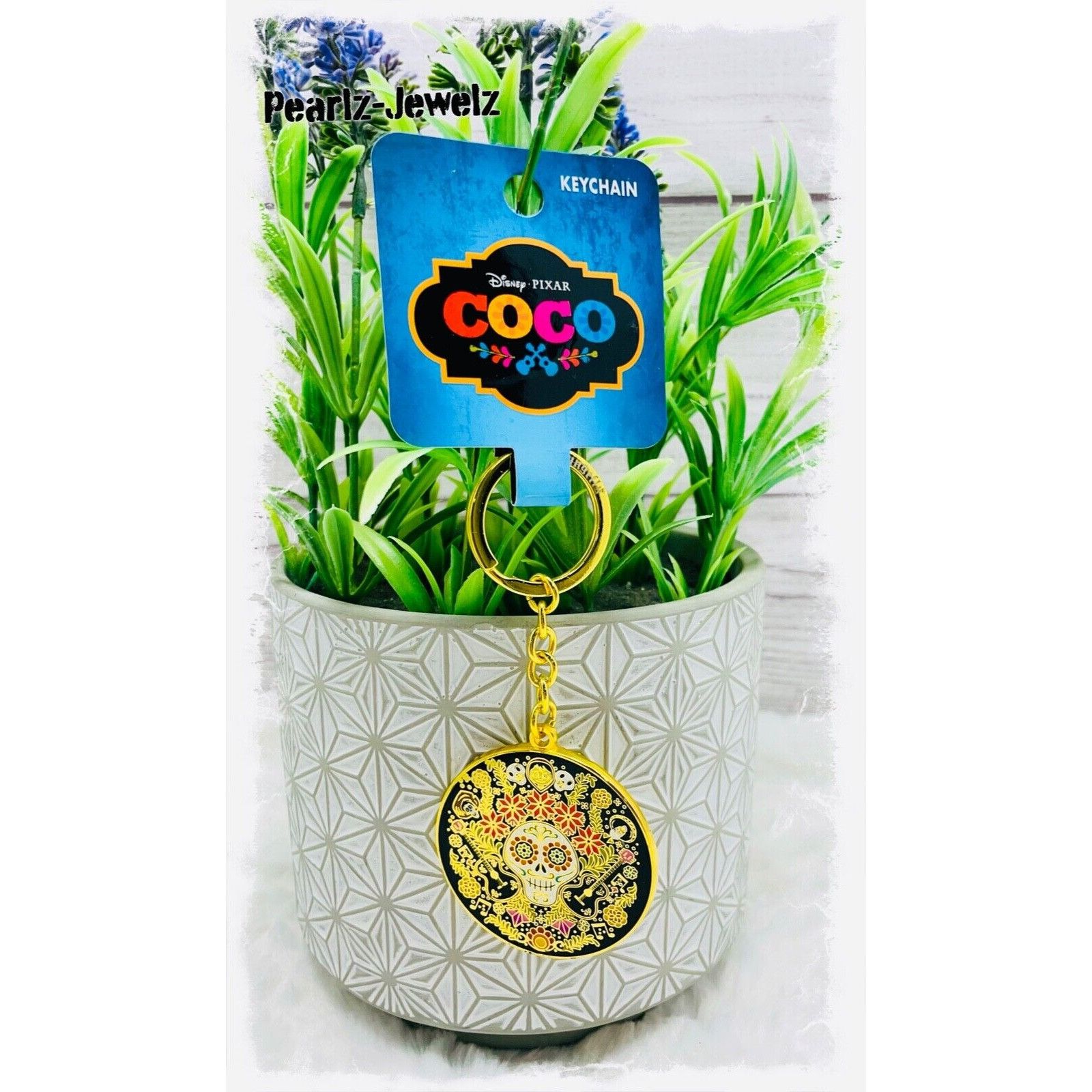 Disney Loungefly Disney Pixar Coco Sugar Skull Enamel Keychain - Bo Size ONE SIZE - 1 Thumbnail