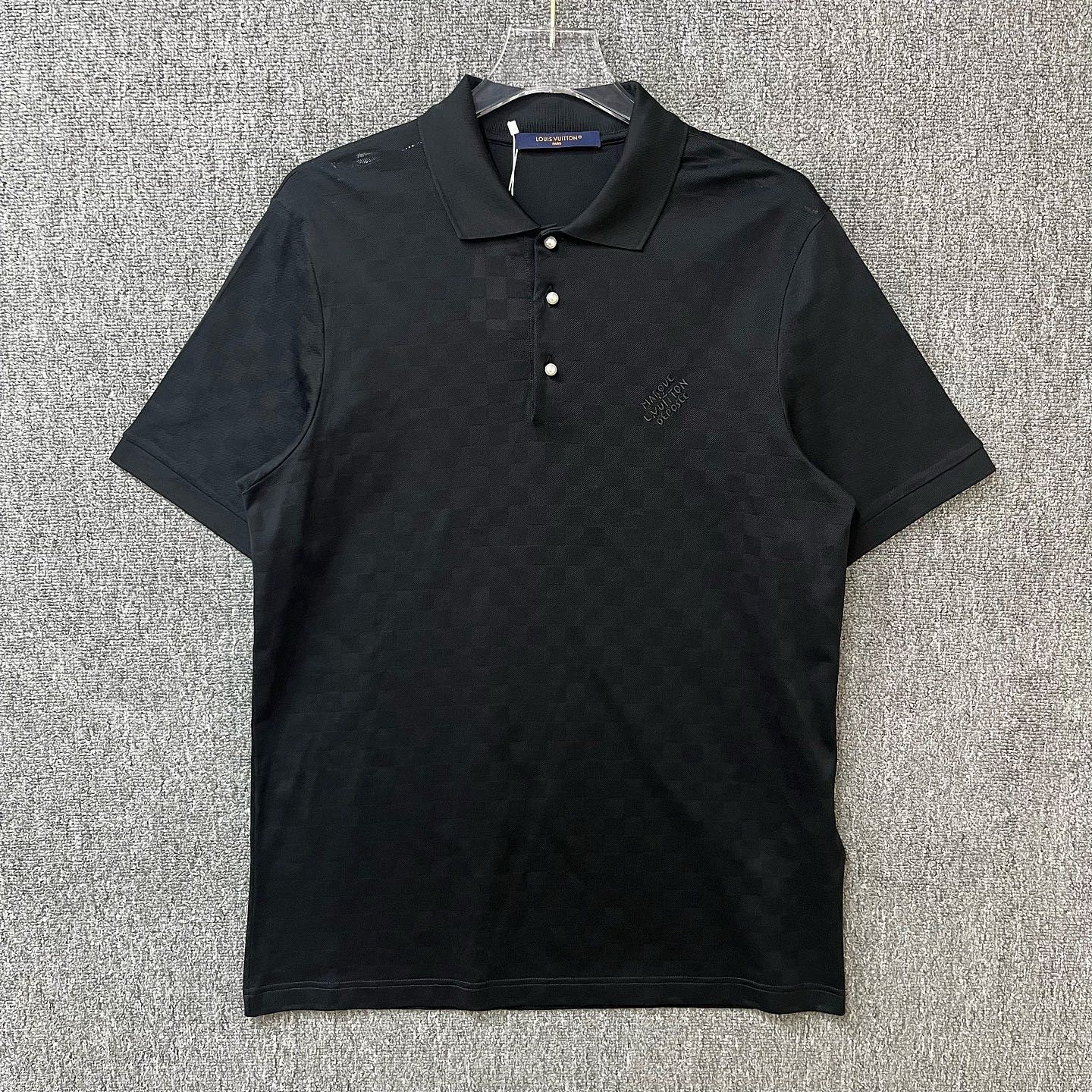 Louis Vuitton Louis Vuitton Damier Pattern Polo Shirt Size XL Size US XL / EU 56 / 4 - 1 Thumbnail
