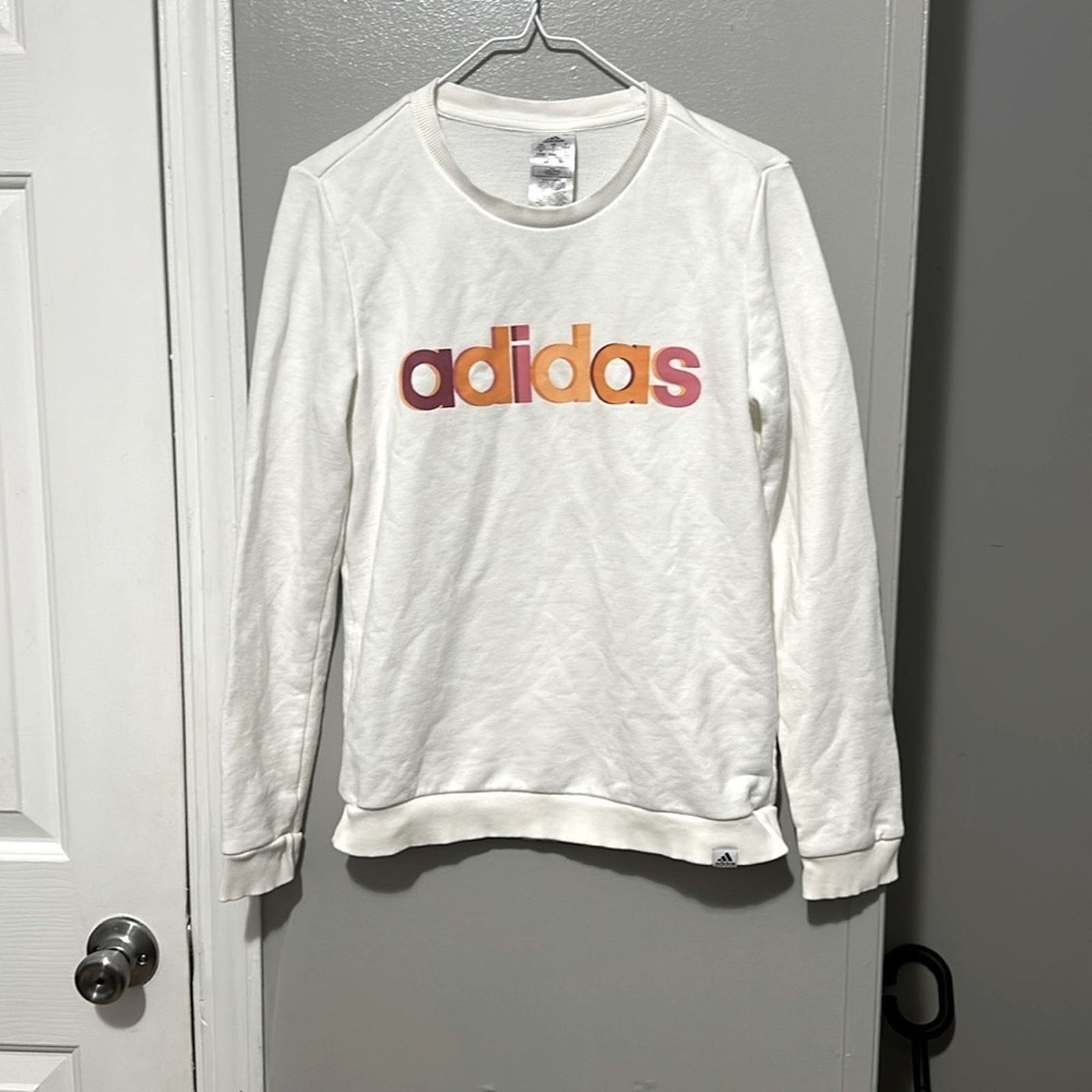 Adidas Adidas Small Off White Sweater Size S / US 4 / IT 40 - 1 Thumbnail