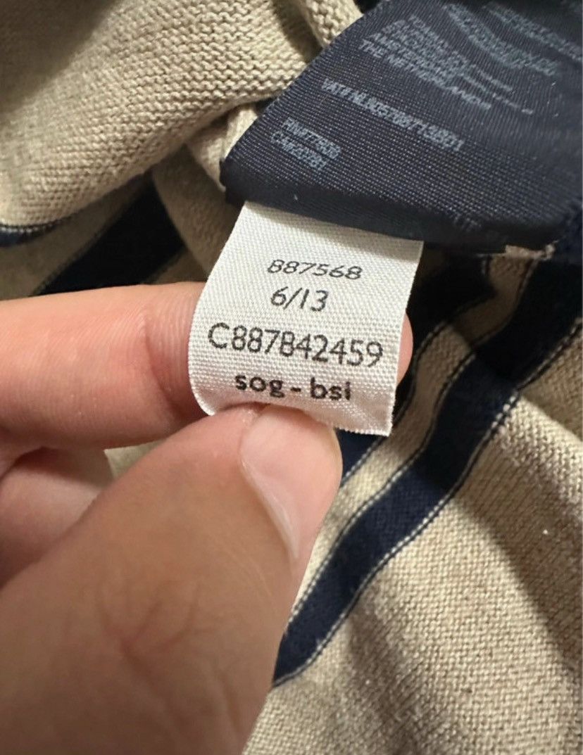 Tommy Hilfiger Tommy Hilfiger Striped V-Neck Sweater - Beige/Navy Size US XL / EU 56 / 4 - 8 Thumbnail