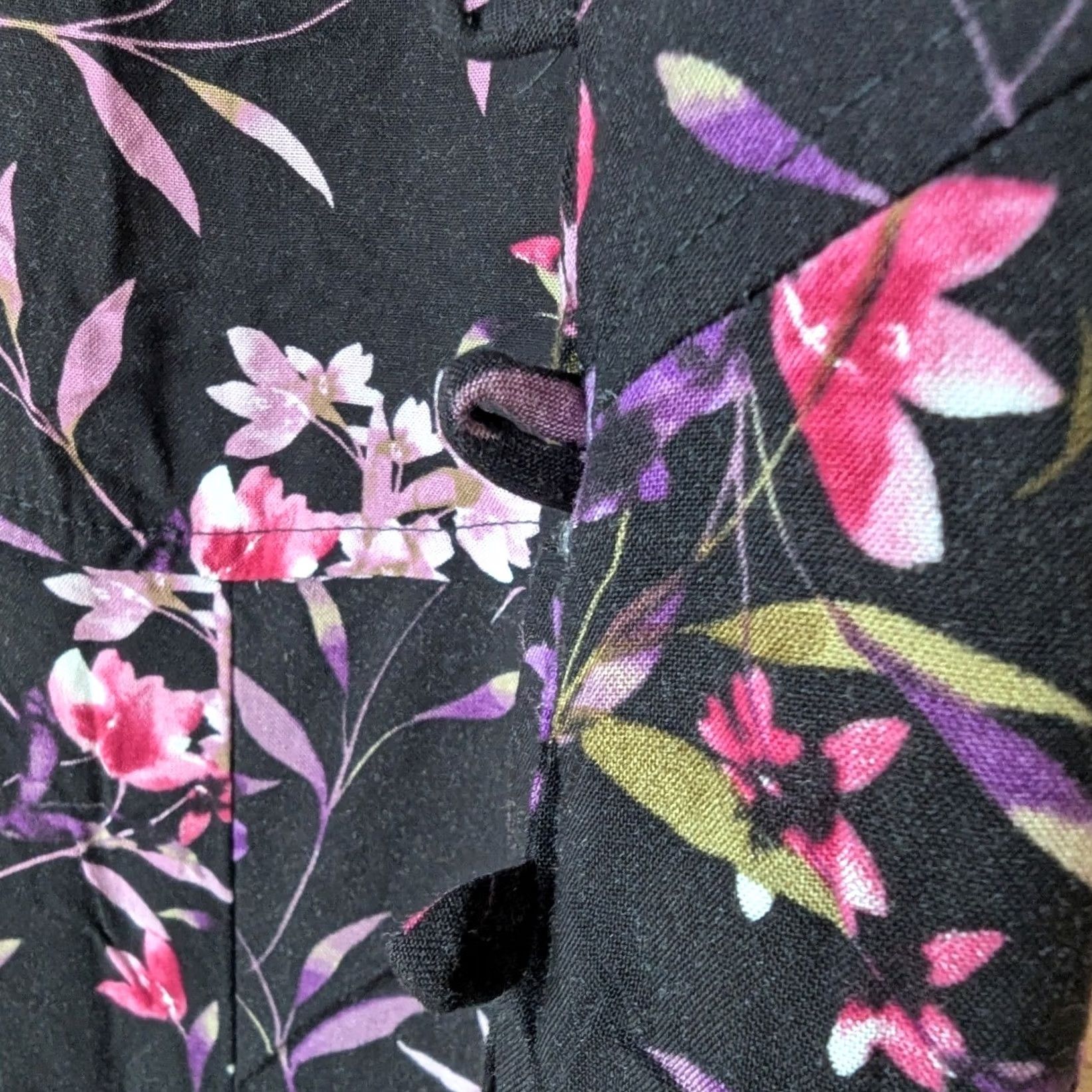 Vintage VINTAGE? Connected Apparel Black Floral Sleeveless Midi Dress Bohemian 16 Womens Sleeveless Midi Dress Black Floral Bohemian 16 Women/Girls Size XXL / US 16-18 / IT 52-54 - 3 Thumbnail