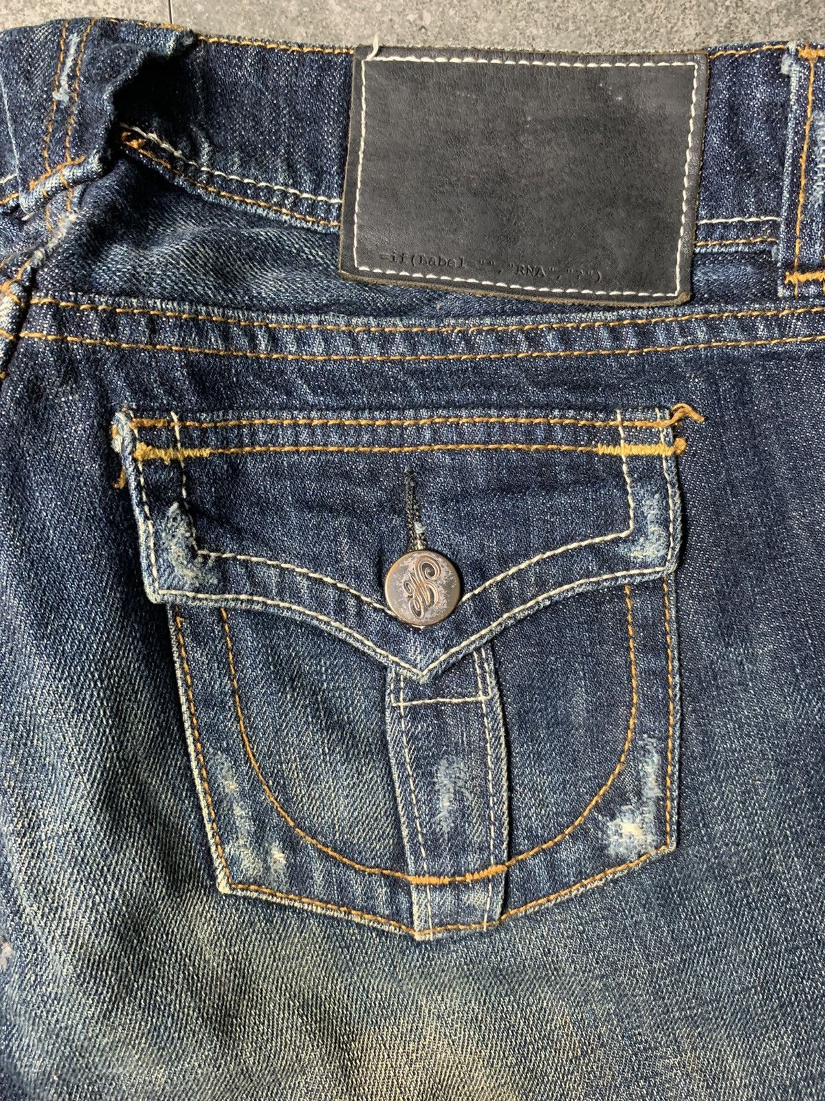 Japanese Brand 2000s RNA Japan Mud Washed Bootcut Jeans Size US 27 - 10 Thumbnail