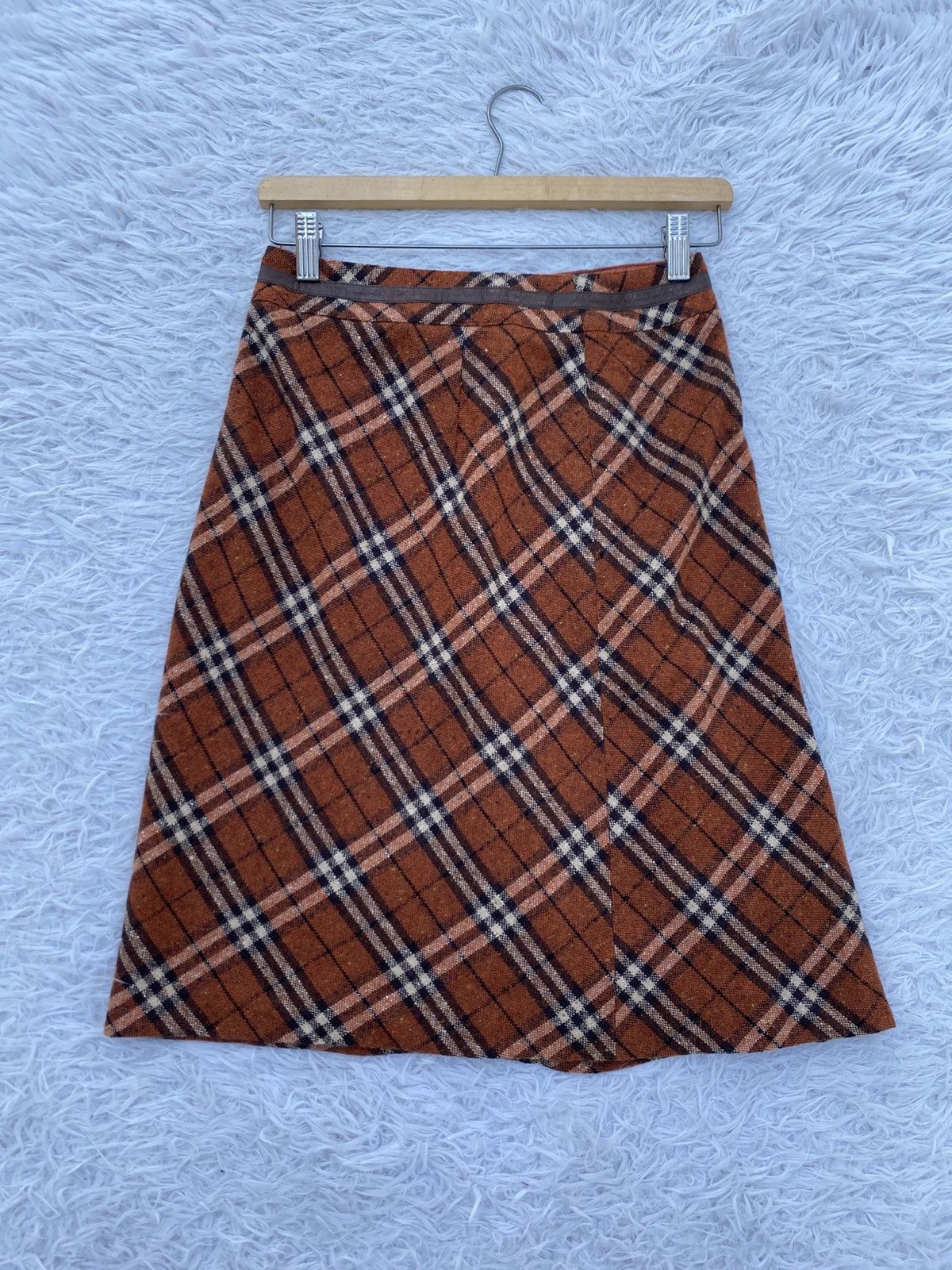 Burberry Rare Vintage 90s Burberry Checkered Wool Skirt Size 26" / US 2 / IT 38 - 13 Thumbnail