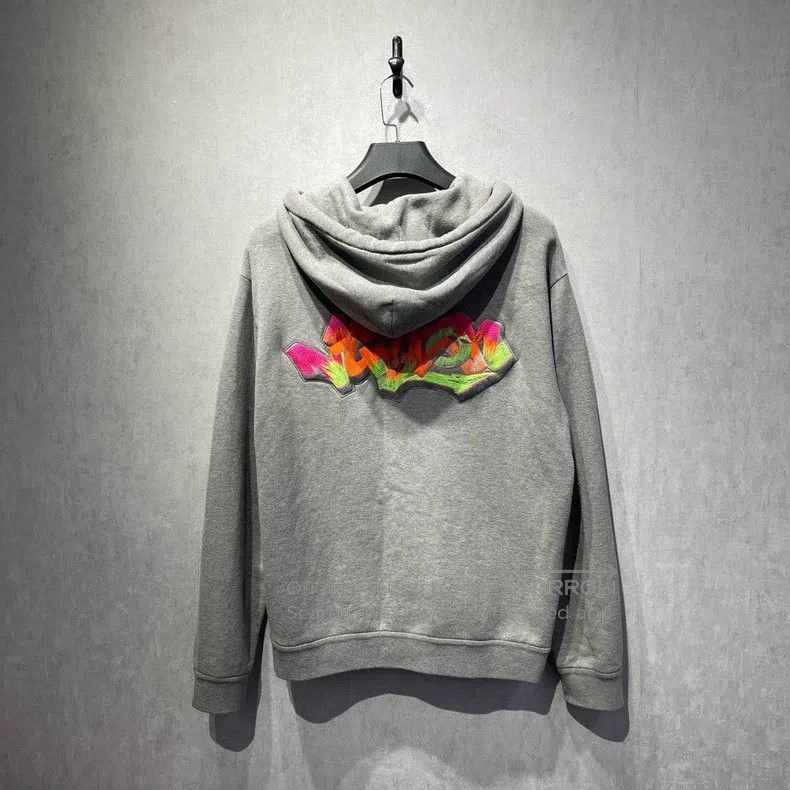 Louis Vuitton Louis Vuitton 3D logo print hooded jacket Size US L / EU 52-54 / 3 - 2 Thumbnail