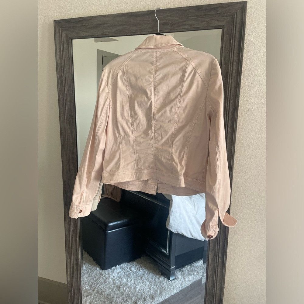 White House Black Market White House black market button down cream jacket Size XL / US 12-14 / IT 48-50 - 3 Thumbnail