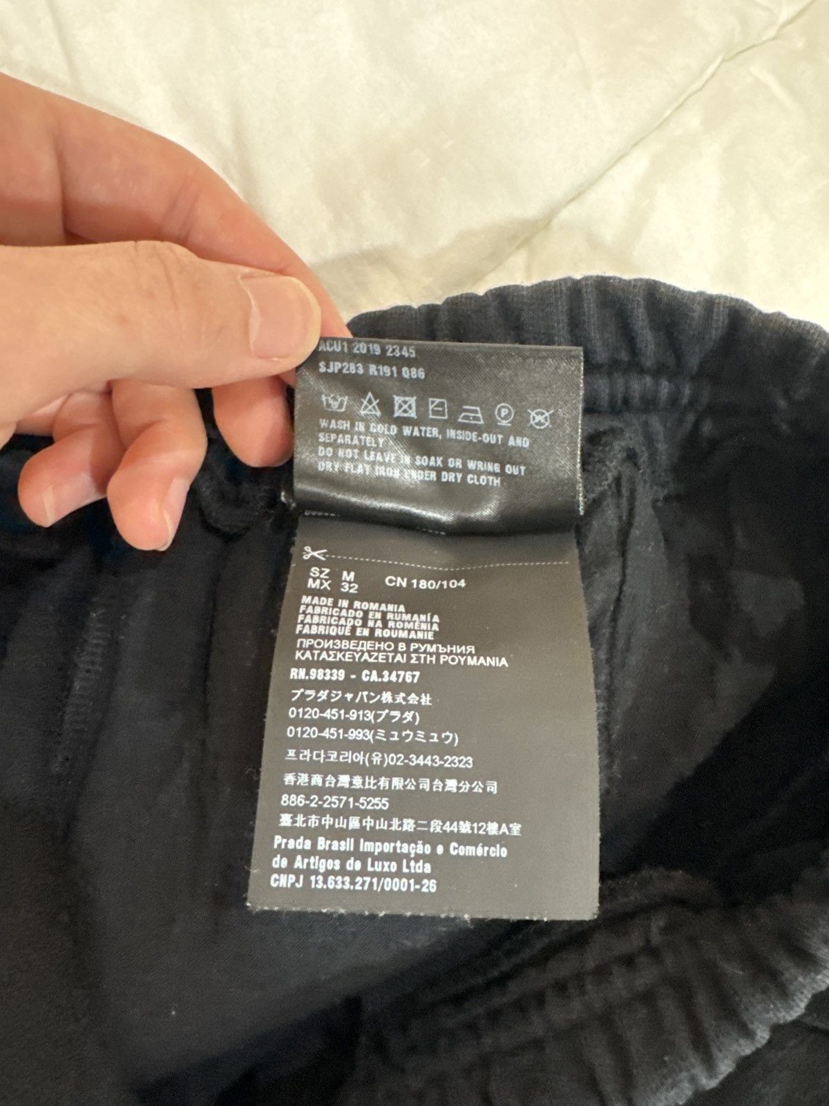 Prada Prada sweatpants Size US 30 / EU 46 - 6 Thumbnail
