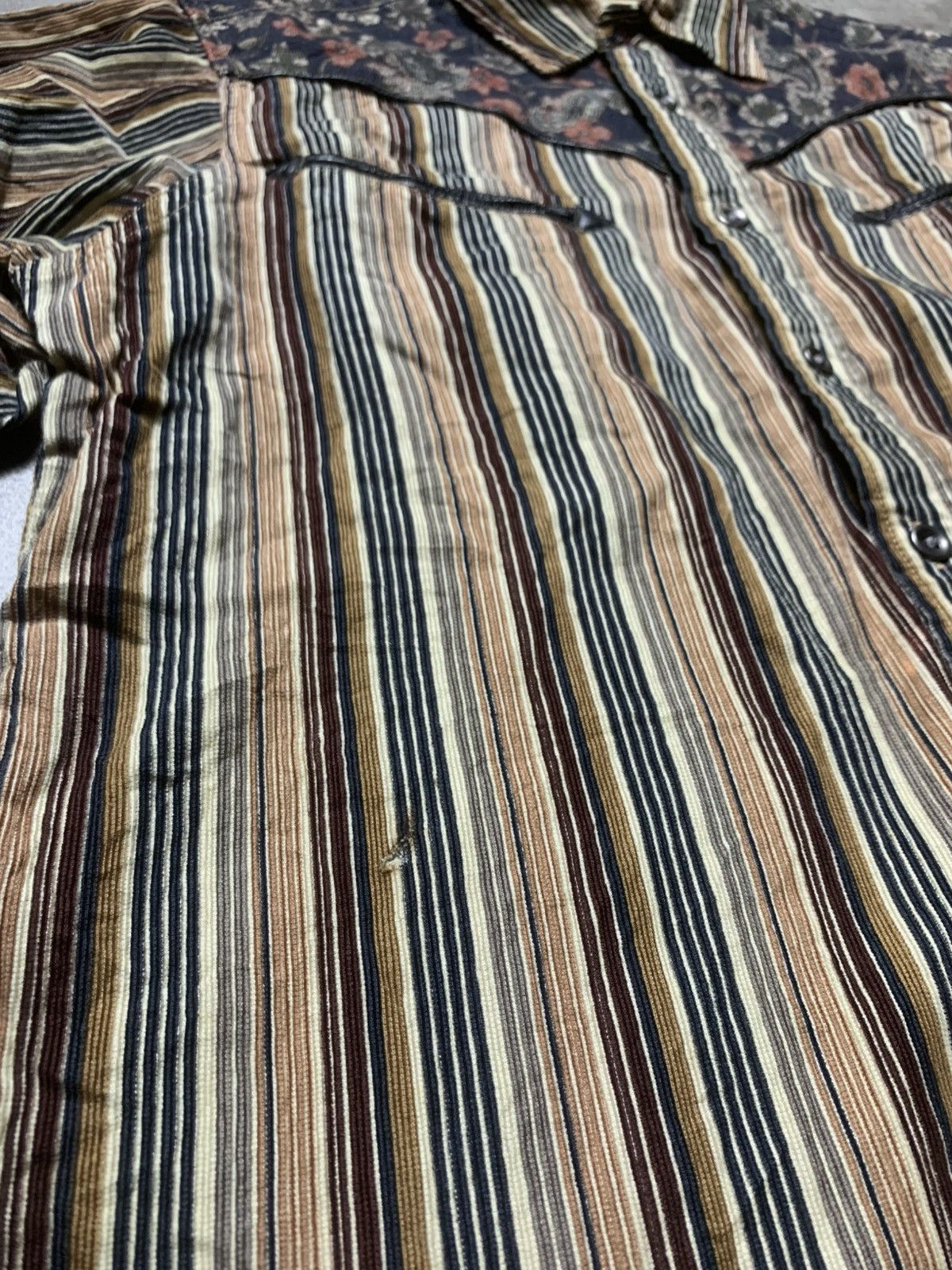 Japanese Brand 90s Japanese Ikka Striped Corduroy Western Shirt Size US L / EU 52-54 / 3 - 9 Thumbnail
