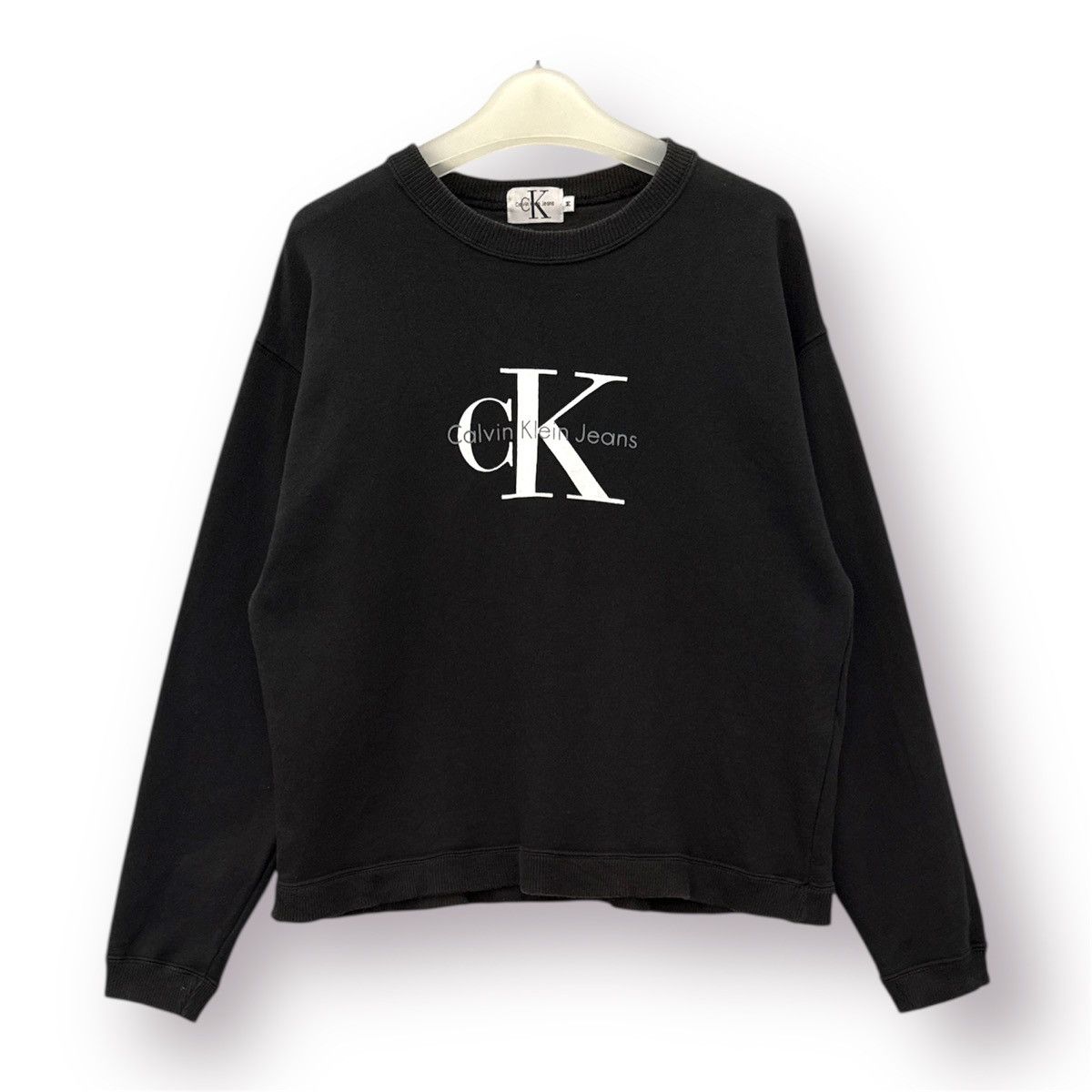 Calvin Klein × Vintage 🔥 Vintage Calvin Klein Made In USA Croped Sweatshirt - M Size M / US 6-8 / IT 42-44 - 1 Thumbnail