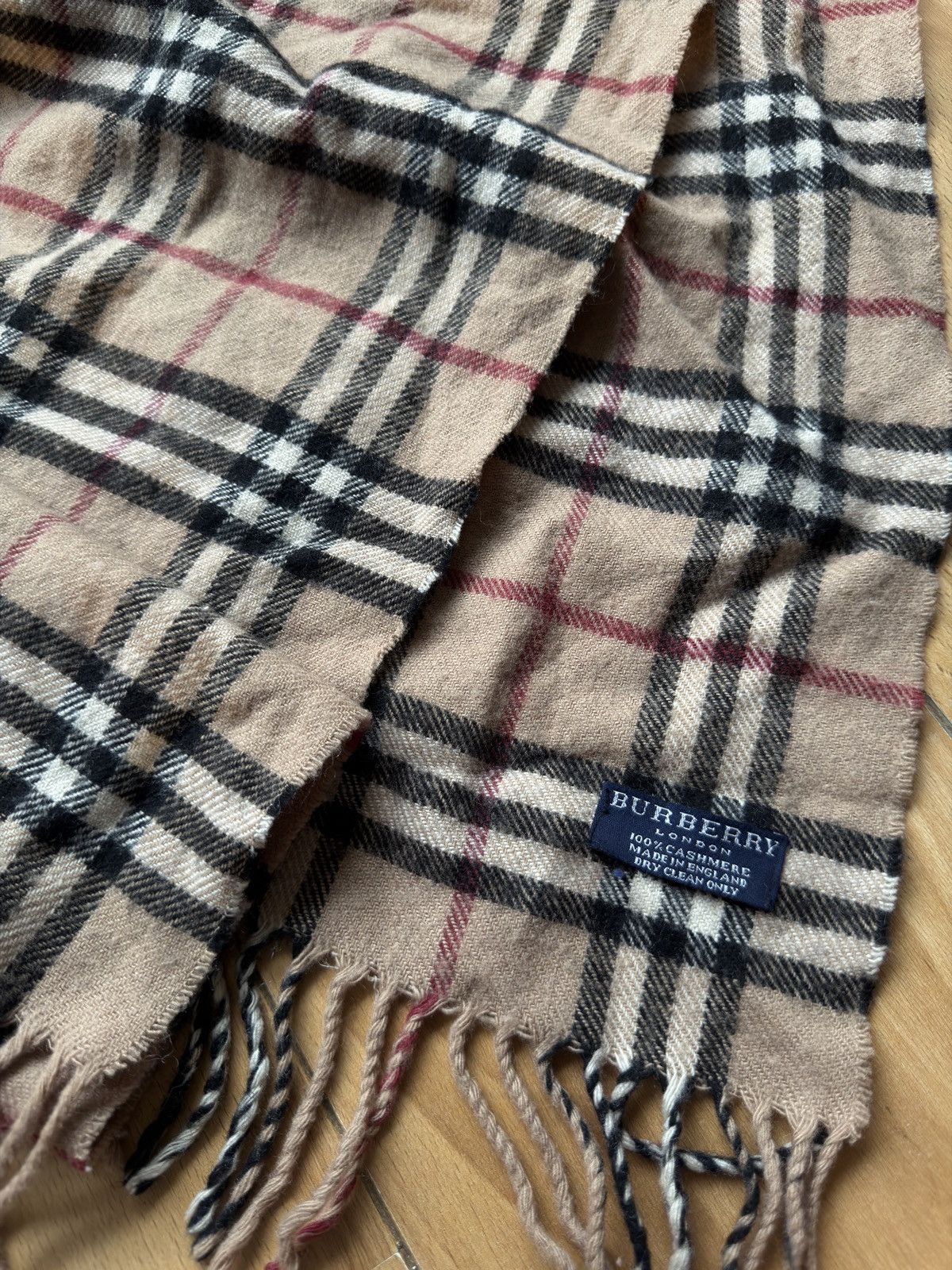 Burberry Burberrys vintage nova check panted cashmere scarf Size ONE SIZE - 2 Thumbnail
