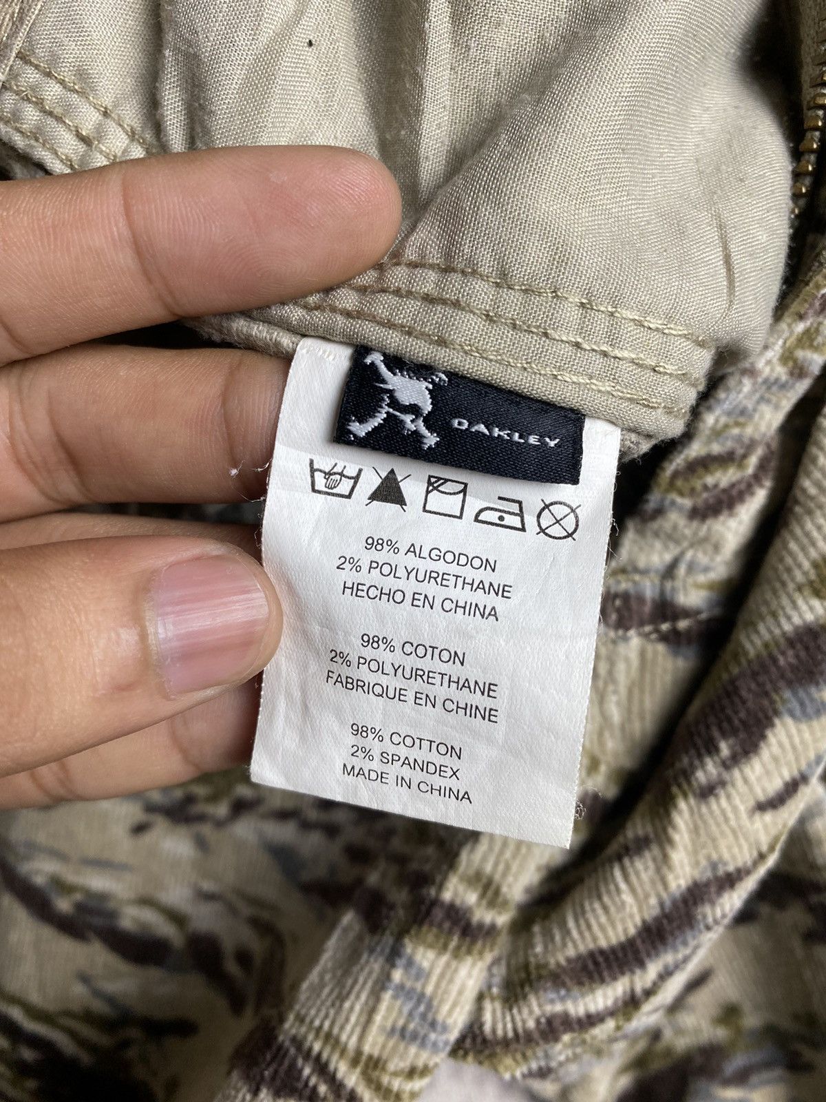 Oakley Oakley camo tactical multipocket bondage corduroy cargo pant Size US 34 / EU 50 - 13 Thumbnail