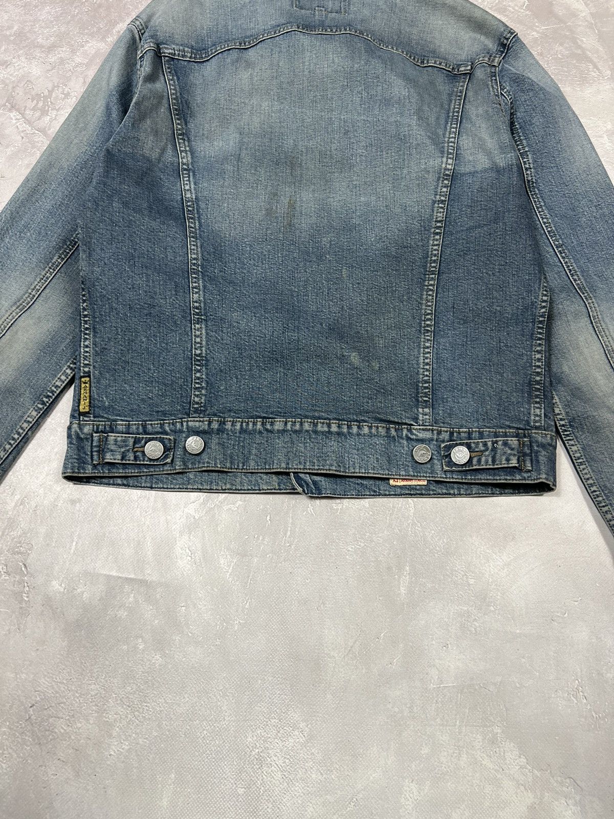 Armani Vintage Armani Jeans Indigo Denim Jacket Size XL / US 12-14 / IT 48-50 - 9 Thumbnail
