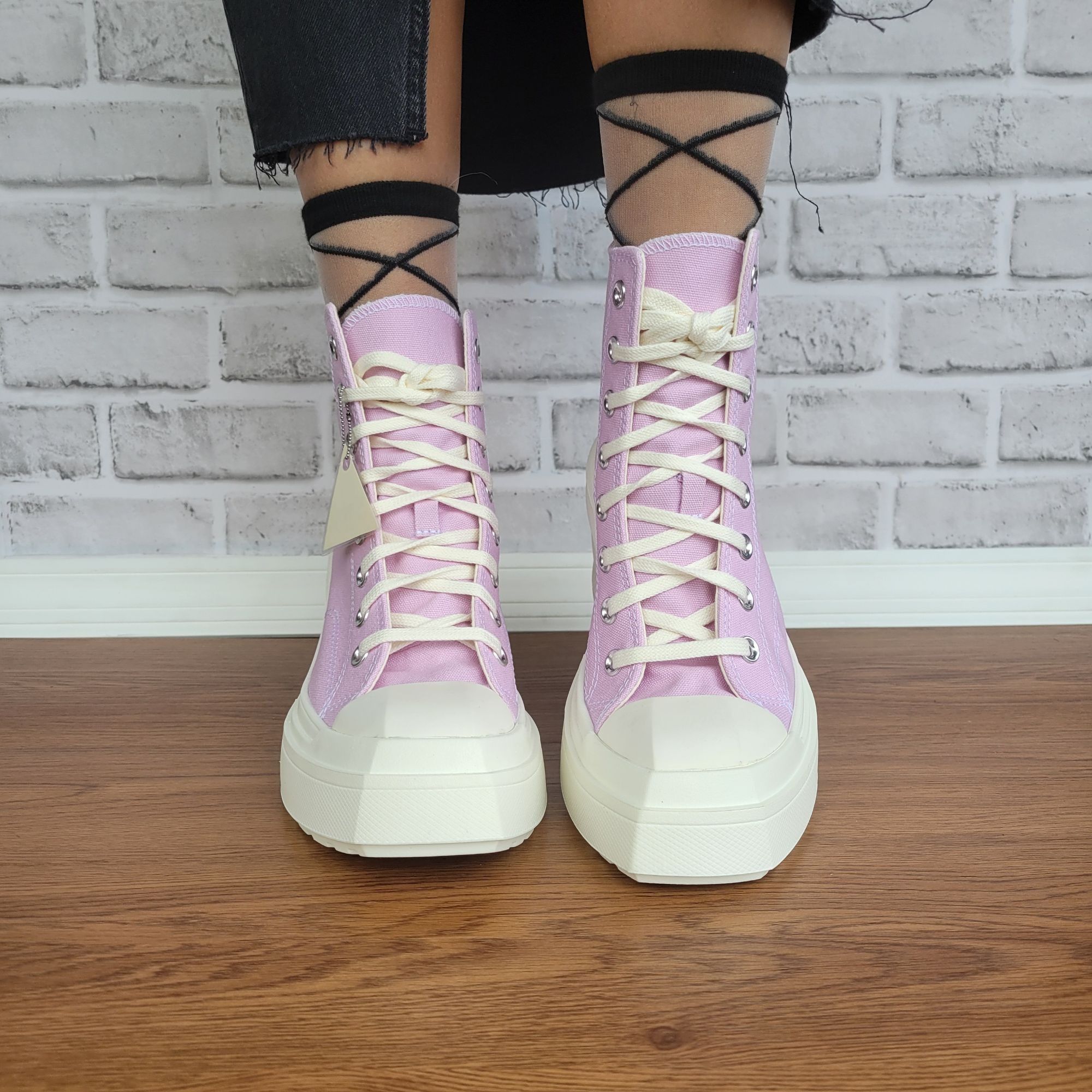 Converse ❤️❤️Converse Chuck 70 De Luxe Wedge Platform Hi Shoes 9.5 Pu Size US 9.5 / IT 39.5 - 3 Thumbnail