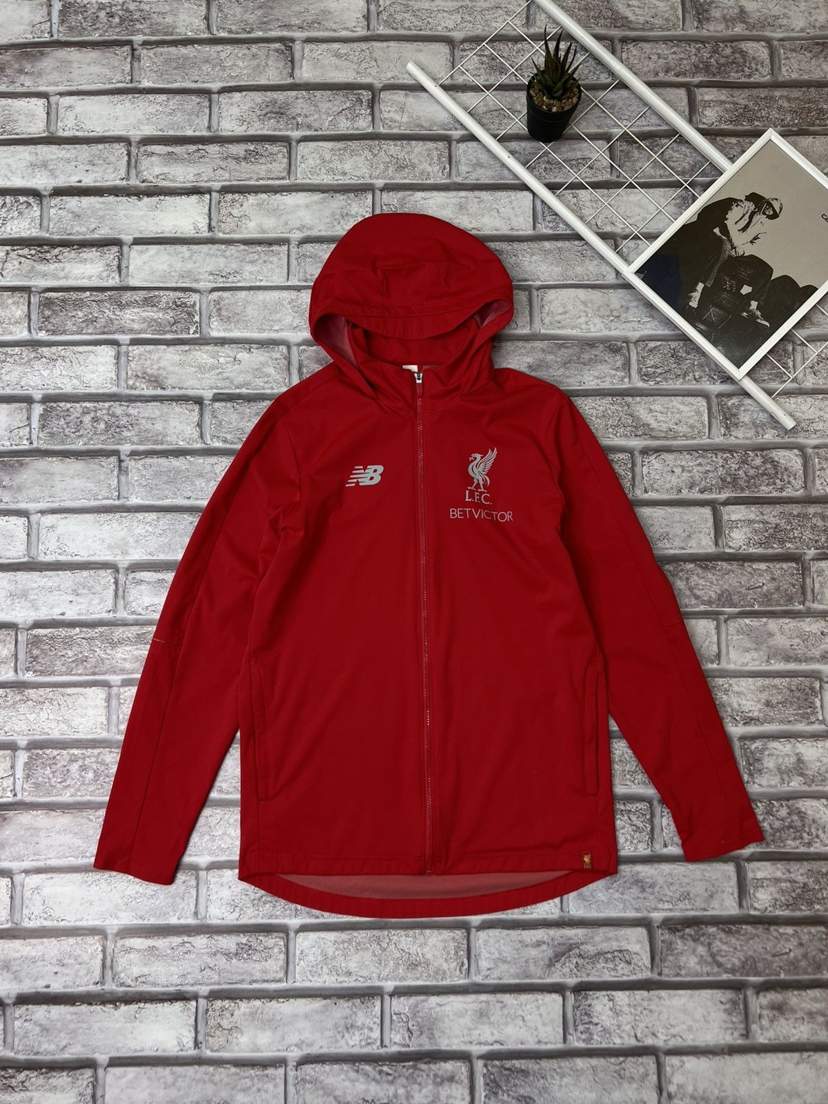 New Balance New Balance Liverpool Jacket Soccer Training 2018/2019 Size US M / EU 48-50 / 2 - 1 Thumbnail