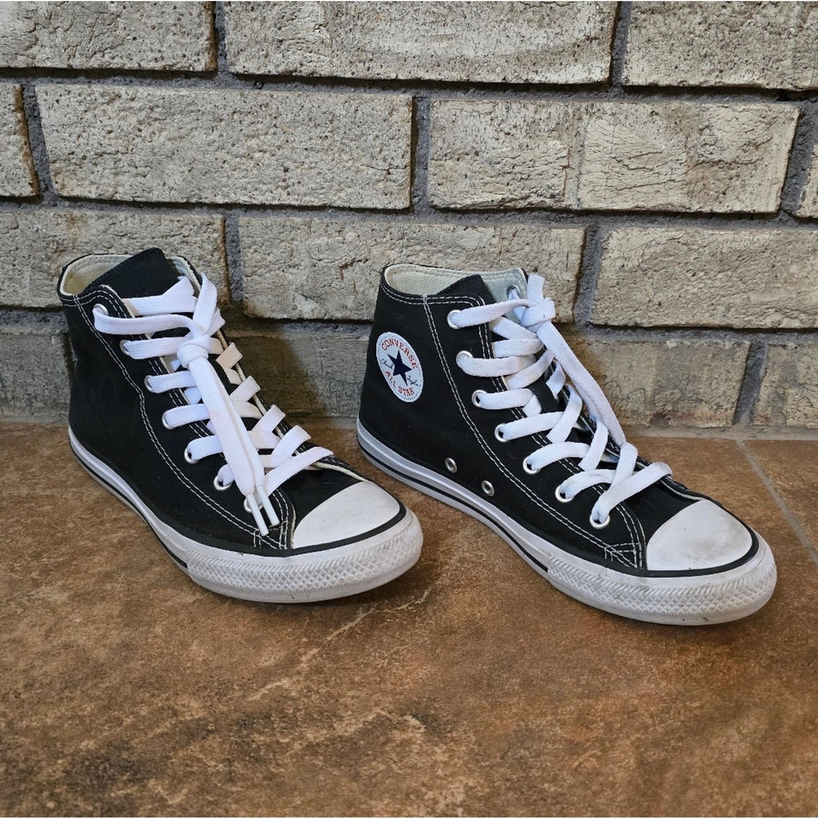Converse Black | CONVERSE | High Top Sneaks Size US 5 / EU 37 - 2 Thumbnail