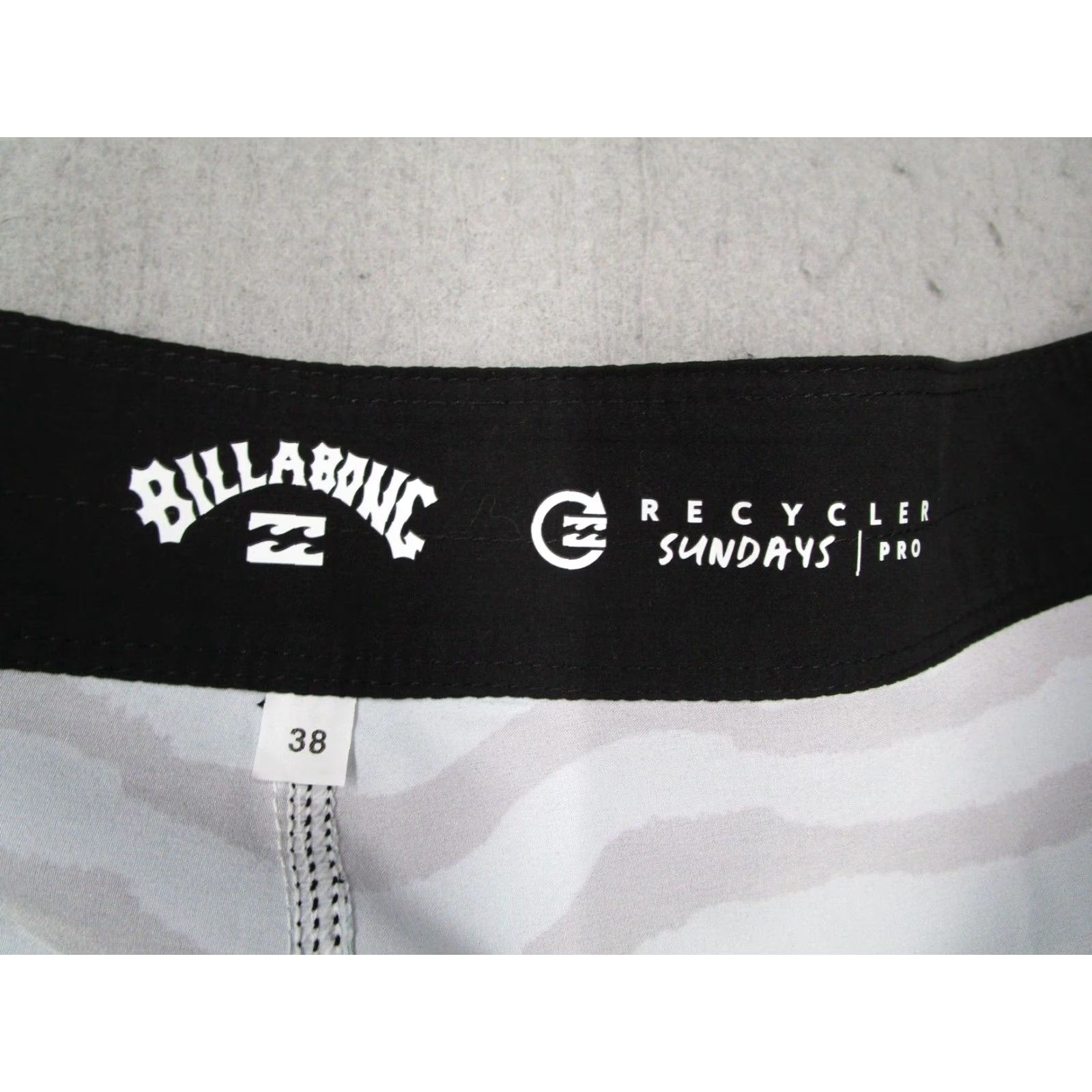 Billabong Billabong Board Shorts Mens 38 Blue Recycler Sundays Pro 9" Zebra Surf Beach Size US 38 / EU 54 - 2 Thumbnail