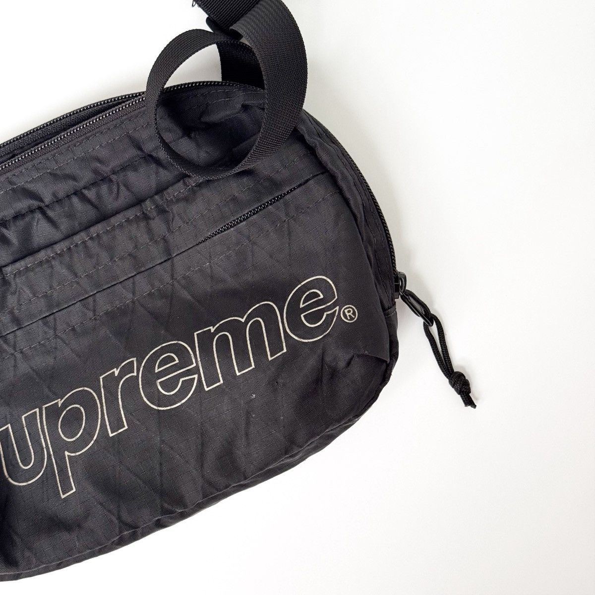 Supreme Shoulder Bag (FW18)