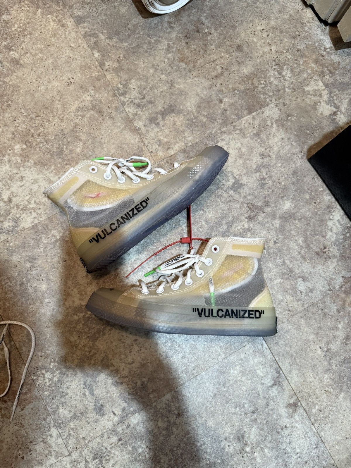 Converse × Nike × Off-White Off White X Chuck 70 The ten Size US 6 / EU 39 - 1 Thumbnail