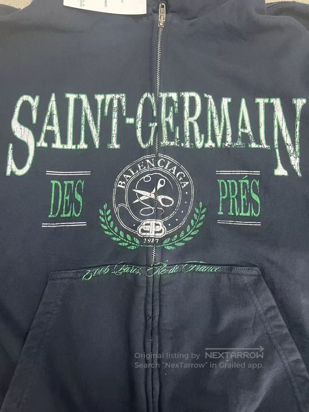 Balenciaga Balenciaga Hooded Sweatshirt with Letter Print. Size US XS / EU 42 / 0 - 3 Thumbnail