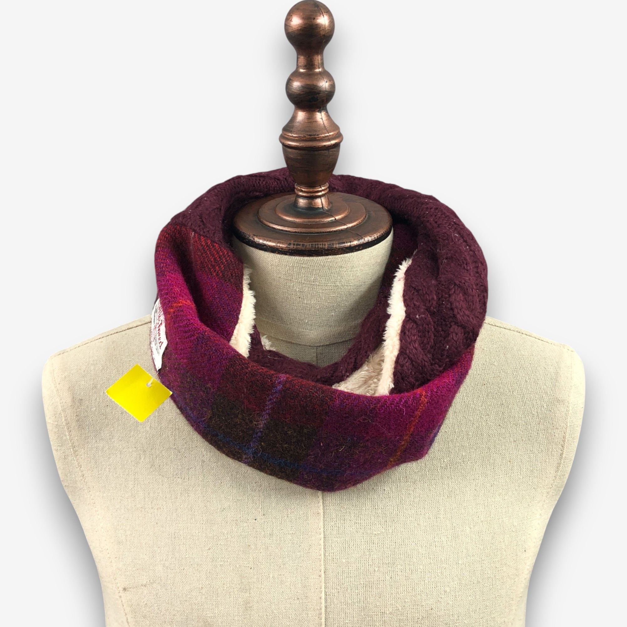 Harris Tweed Vintage Harriss Tweed Infinity Scarf Fleece Wool Scarves. Size ONE SIZE - 1 Thumbnail