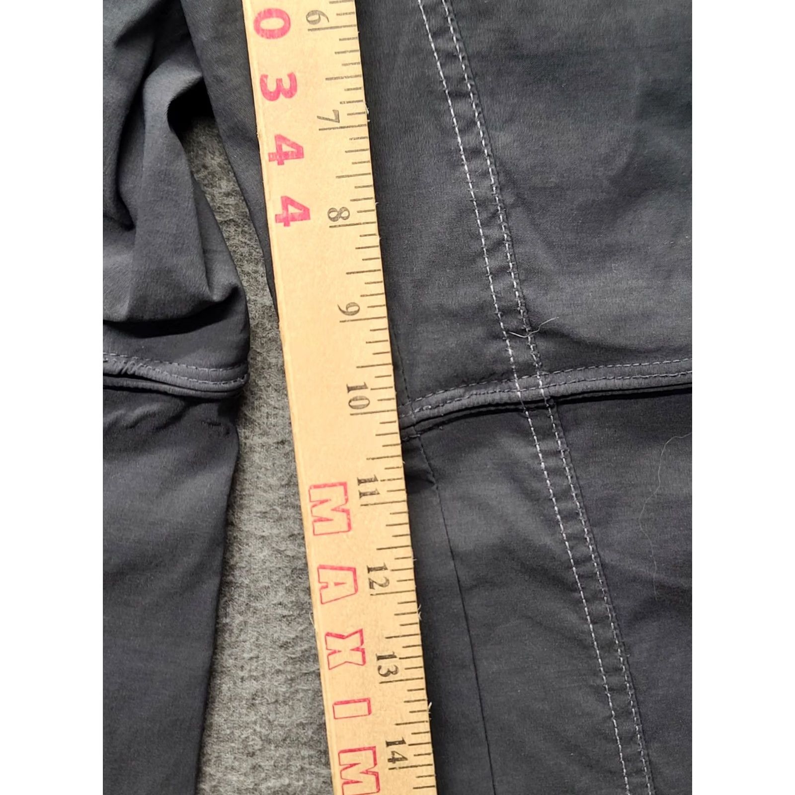 Vintage Kuhl Kliffside Pants Womens 12x32 Cargo Regular Fit Gorpcore Hiking Size 34" / US 12 / IT 48 - 5 Thumbnail