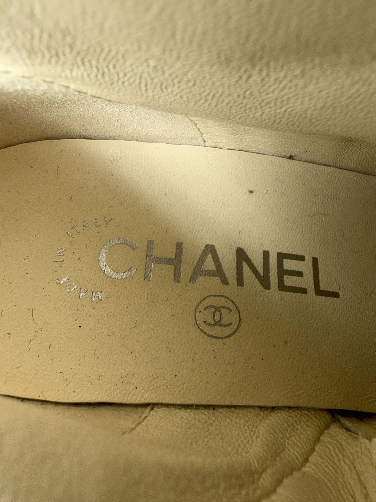 Chanel Chanel 19B Two Bone Signature Logo Lace-up Leather Boots Size US 7 / IT 37 - 12 Thumbnail