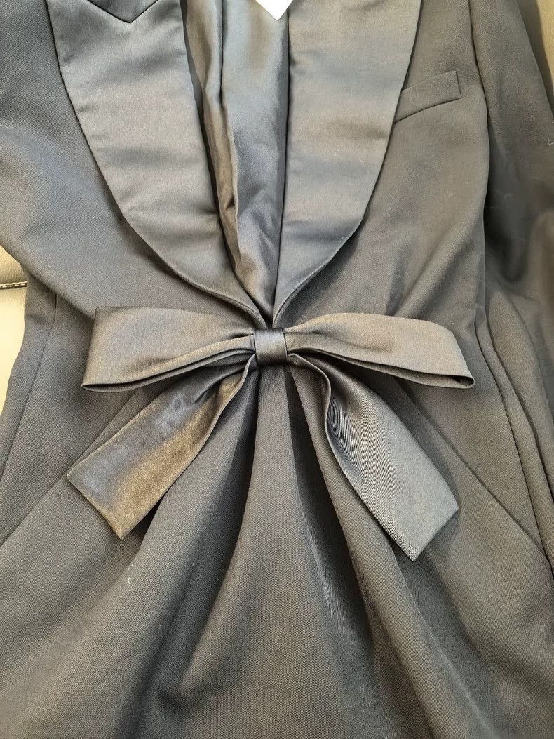 Yves Saint Laurent Saint Laurent Black Fashion Suit 2502-Nextarrow Size XXS / US 00 / IT 34 - 7 Thumbnail