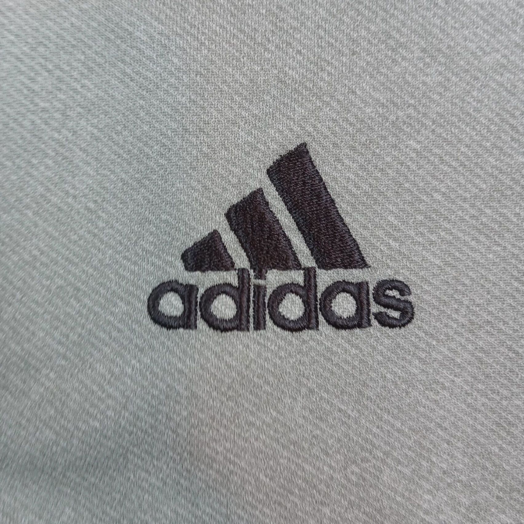 Adidas VINTAGE Adidas Sweatshirt Men's XL Gray 1/4 Zip Pullover Lightweight Mock Neck Casual Logo Outdoor Football Golf Gym Tennis Running Men Size US XL / EU 56 / 4 - 6 Thumbnail