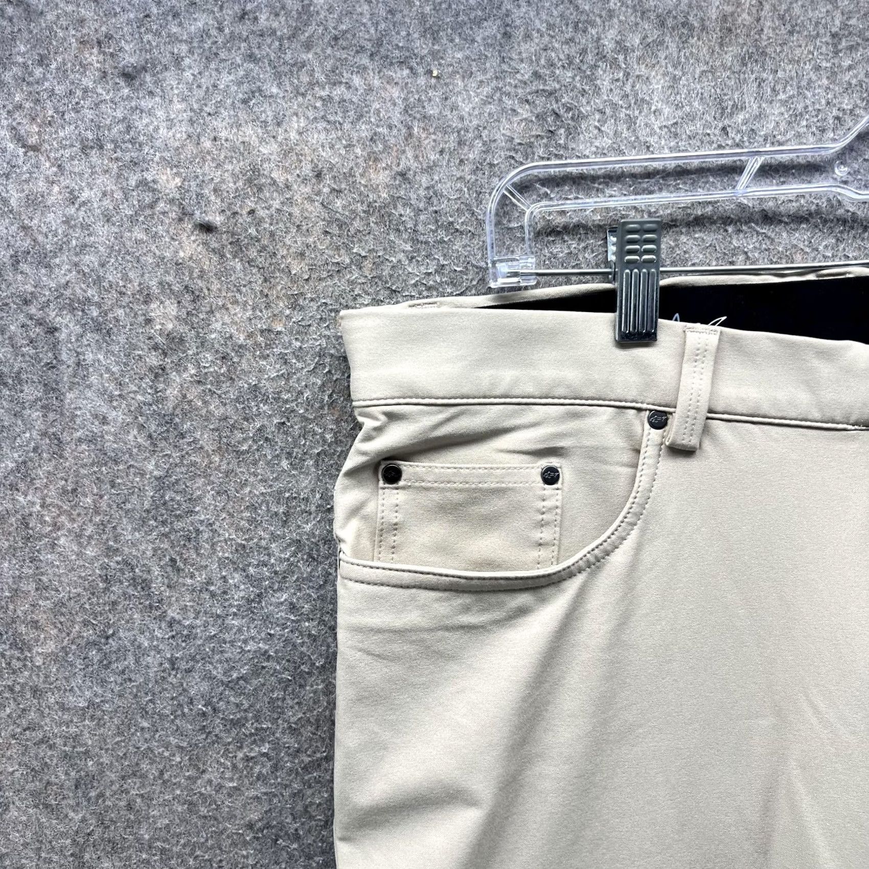 Vintage Greg Norman Pants Mens 38 Khaki 5 Pocket Stretch Golf Casual Lightweight Pants Mens 38 Khaki Beige Golf Casual Mens 38 Size US 38 / EU 54 - 7 Thumbnail