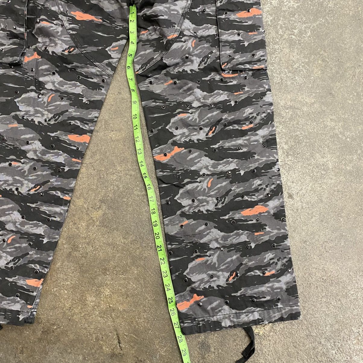 Jun Takahashi × Supreme × Undercover Supreme Undercover Studded Cargo Pant Size US 30 / EU 46 - 7 Thumbnail