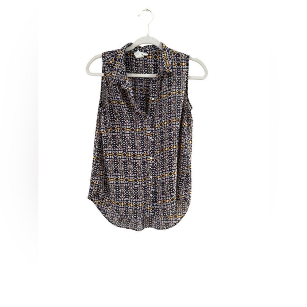 H&M H&M size for sleeveless button-down blouse Size S / US 4 / IT 40 - 9 Thumbnail
