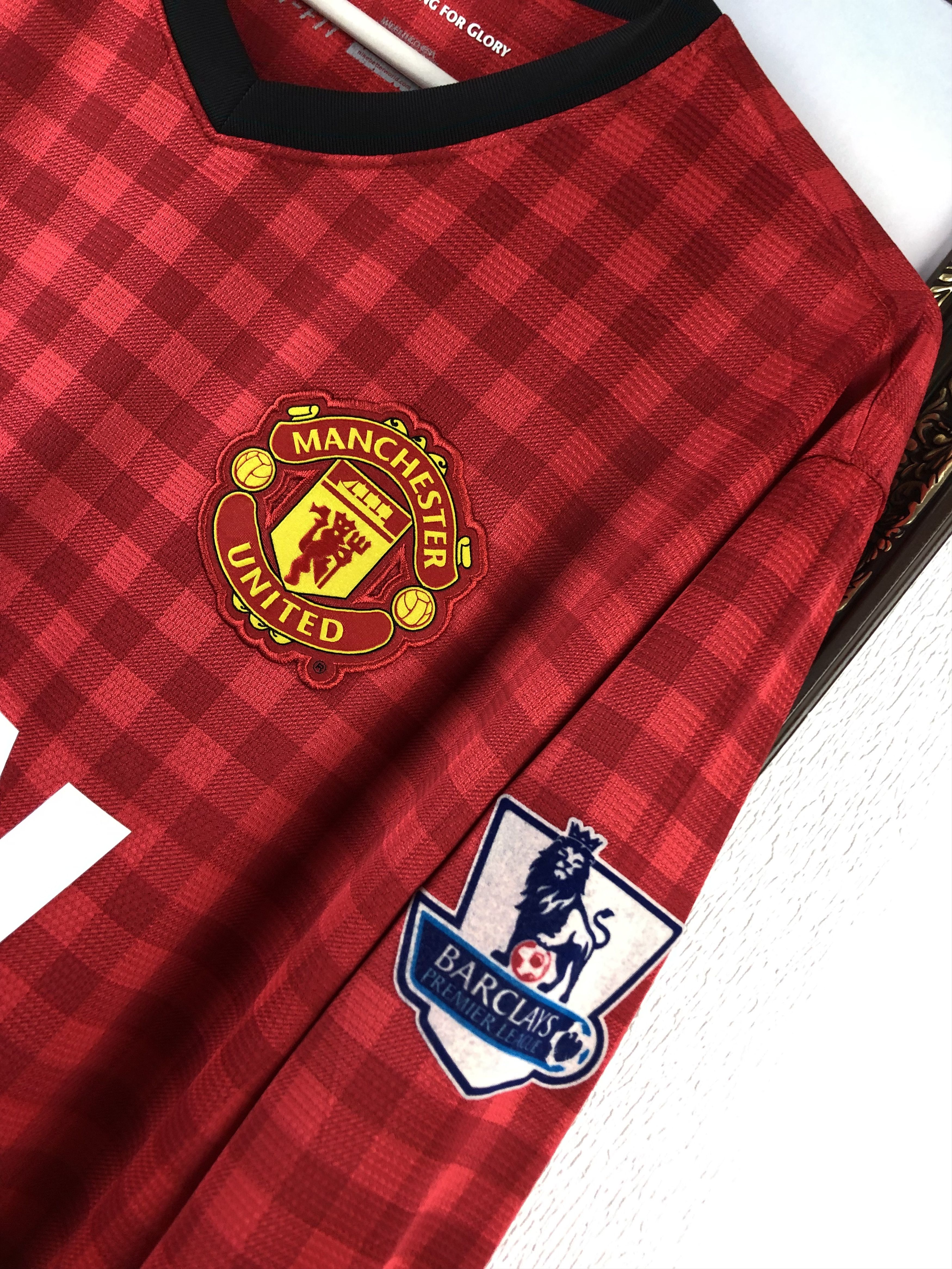 Nike Manchester United shirt 2012 Soccer #20 v. Persie Jersey Size US XL / EU 56 / 4 - 9 Thumbnail