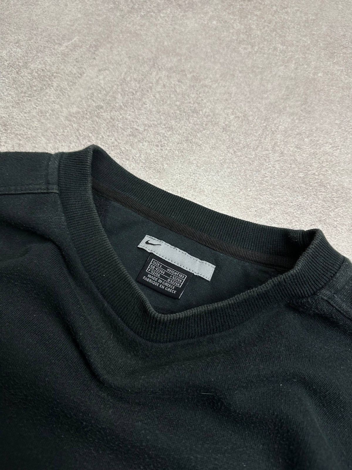 Nike Vintage 90s Nike Swoosh Boxy Sweatshirt Rare L Size US L / EU 52-54 / 3 - 4 Thumbnail