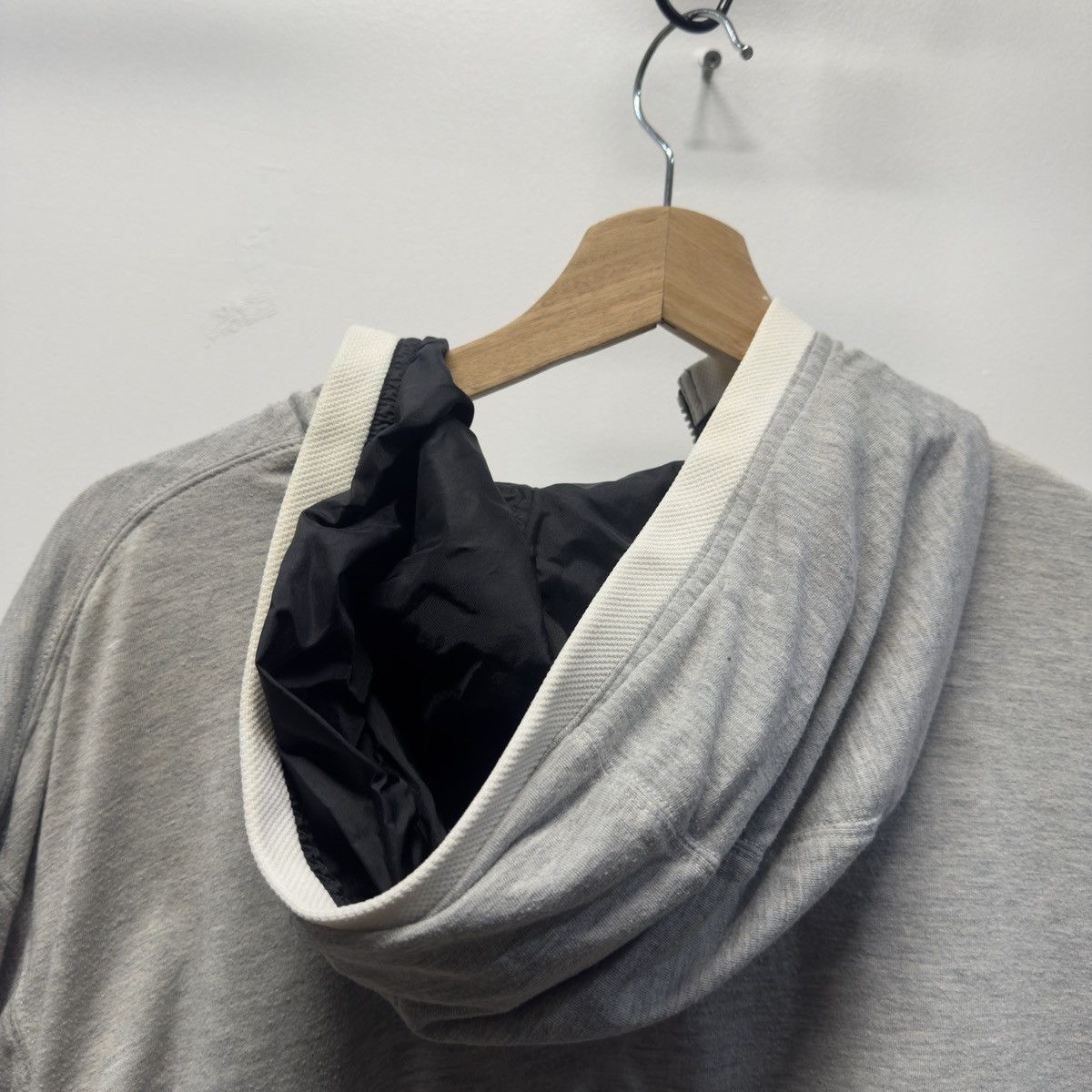 Nike Vintage Nike Reversible Black Nylon Cotton Windbreaker Size US M / EU 48-50 / 2 - 7 Thumbnail
