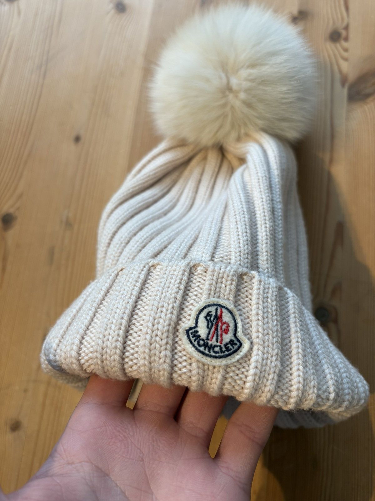 Moncler Moncler Berretto Pom Pom Womens Beanie Size ONE SIZE - 3 Thumbnail