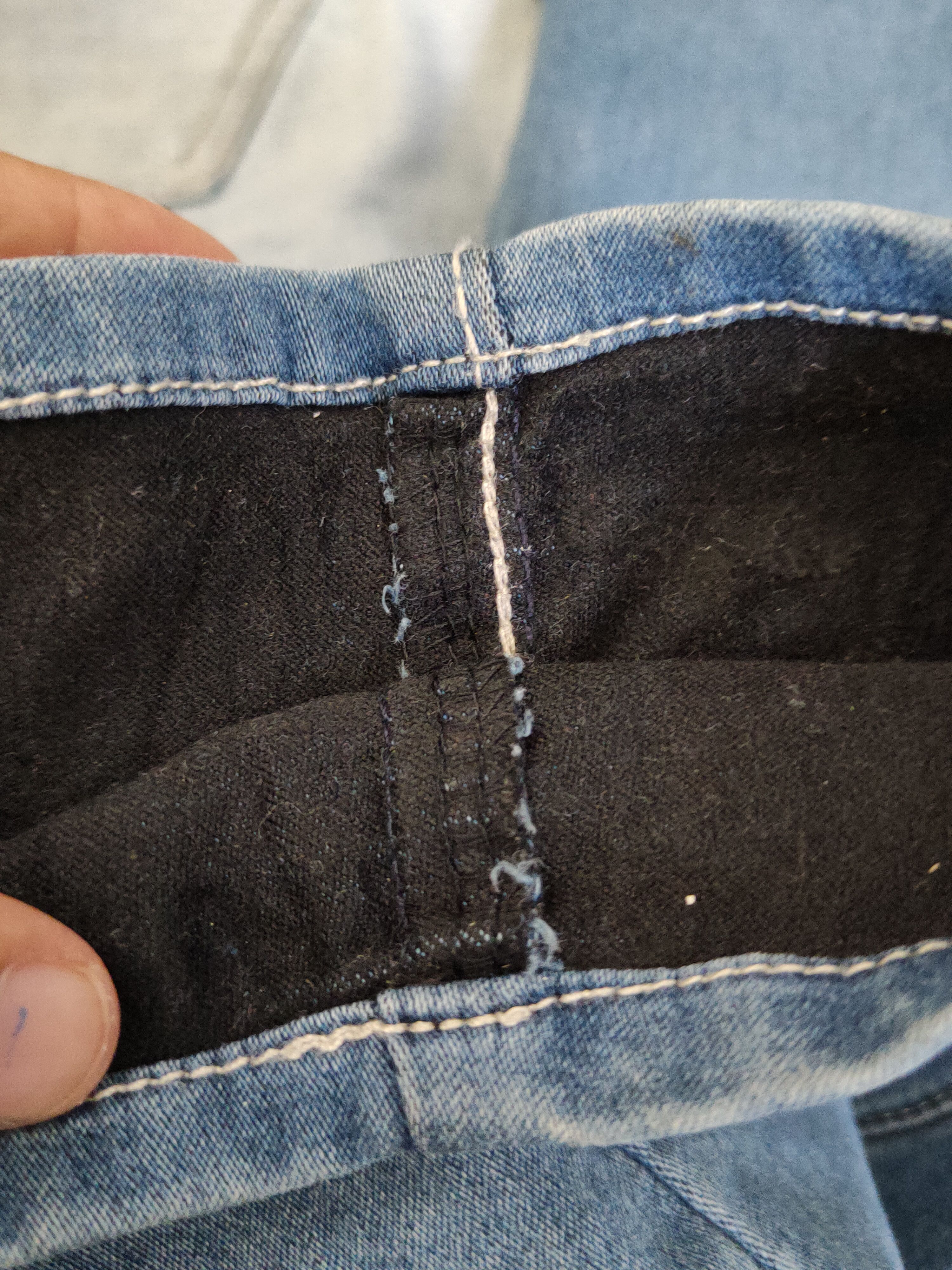 Japanese Brand Japan vintage jogger Blue Distressed Ripped Jeans #W1910 Size US 31 - 12 Thumbnail