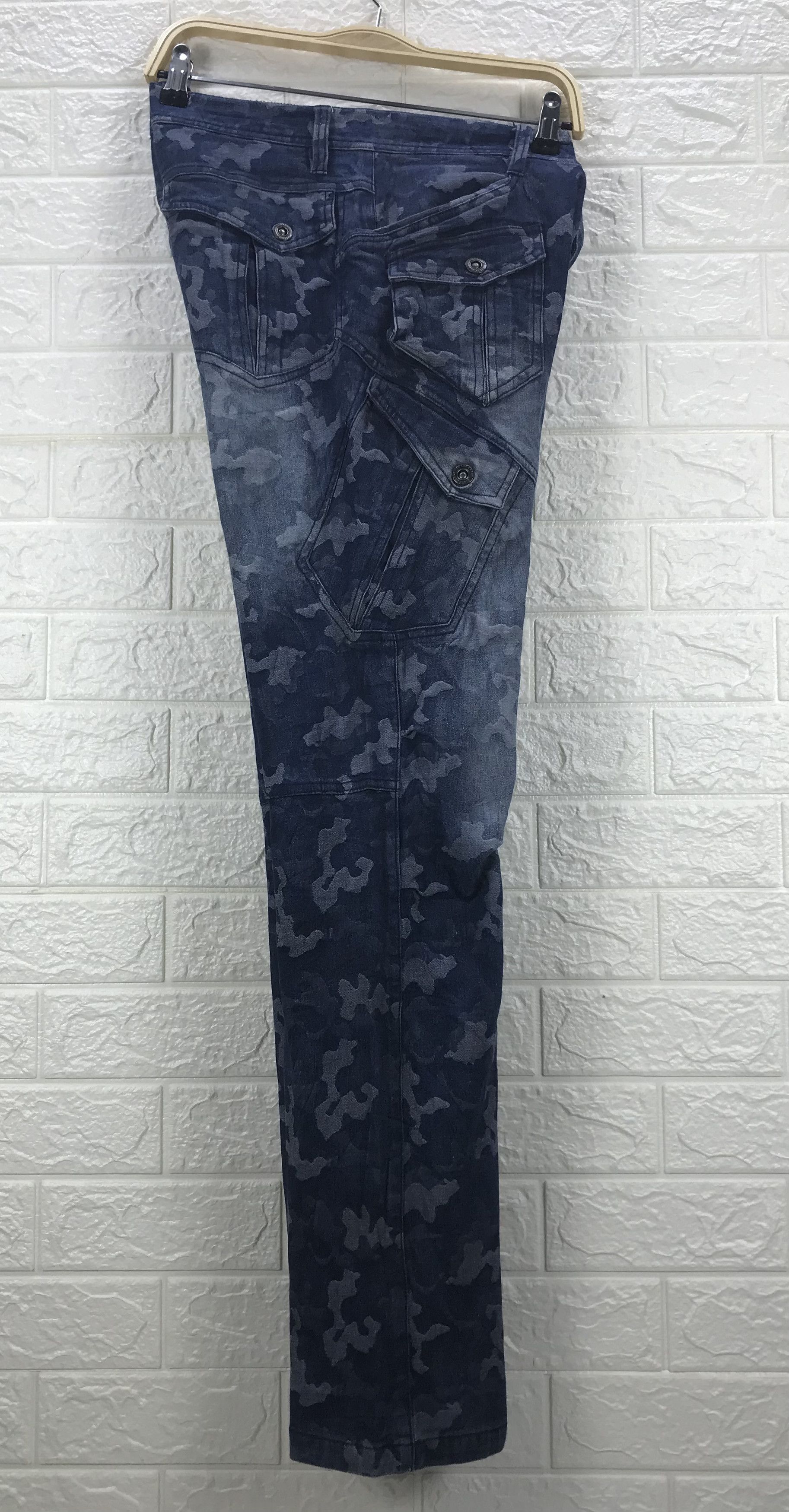 In The Attic Vintage In The Attic Camo Design Multi Pocket Cargo Jeans Size US 34 / EU 50 - 9 Thumbnail