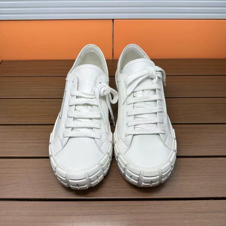 Prada Prada Wheel Element Sneakers Size 41.5 -2505 Size US 8.5 / EU 41-42 - 2 Thumbnail