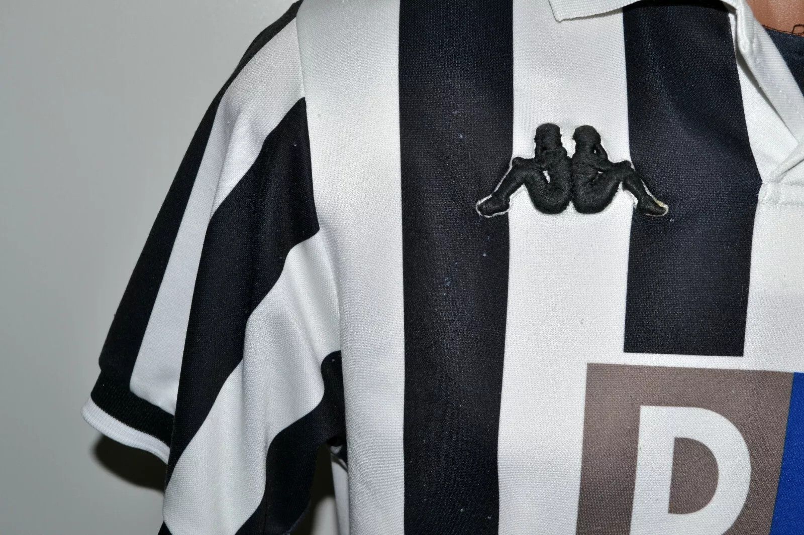 Kappa JUVENTUS ITALY 1998/1999 HOME FOOTBALL SHIRT JERSEY KAPPA S Size US S / EU 44-46 / 1 - 3 Thumbnail