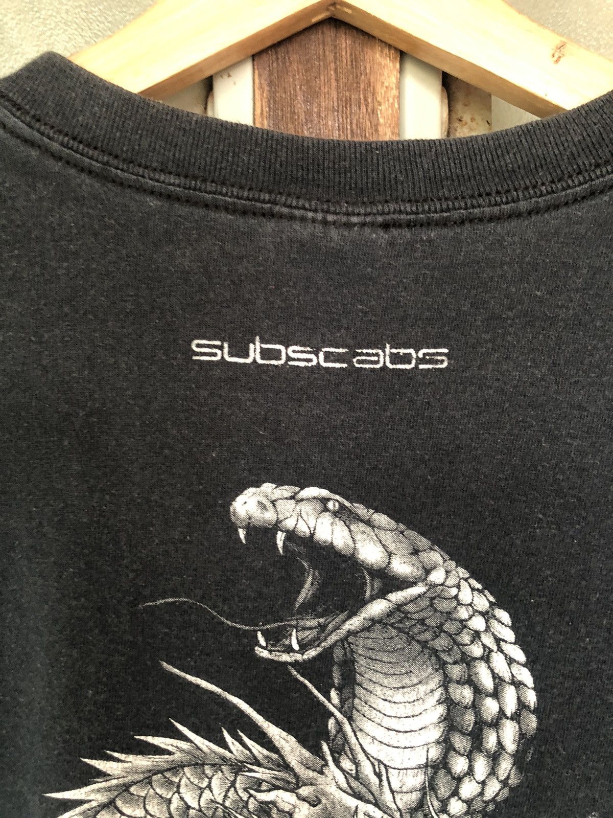 Vintage Vintage 90's Cobra x Dragon Shirt Tee Size US M / EU 48-50 / 2 - 13 Thumbnail