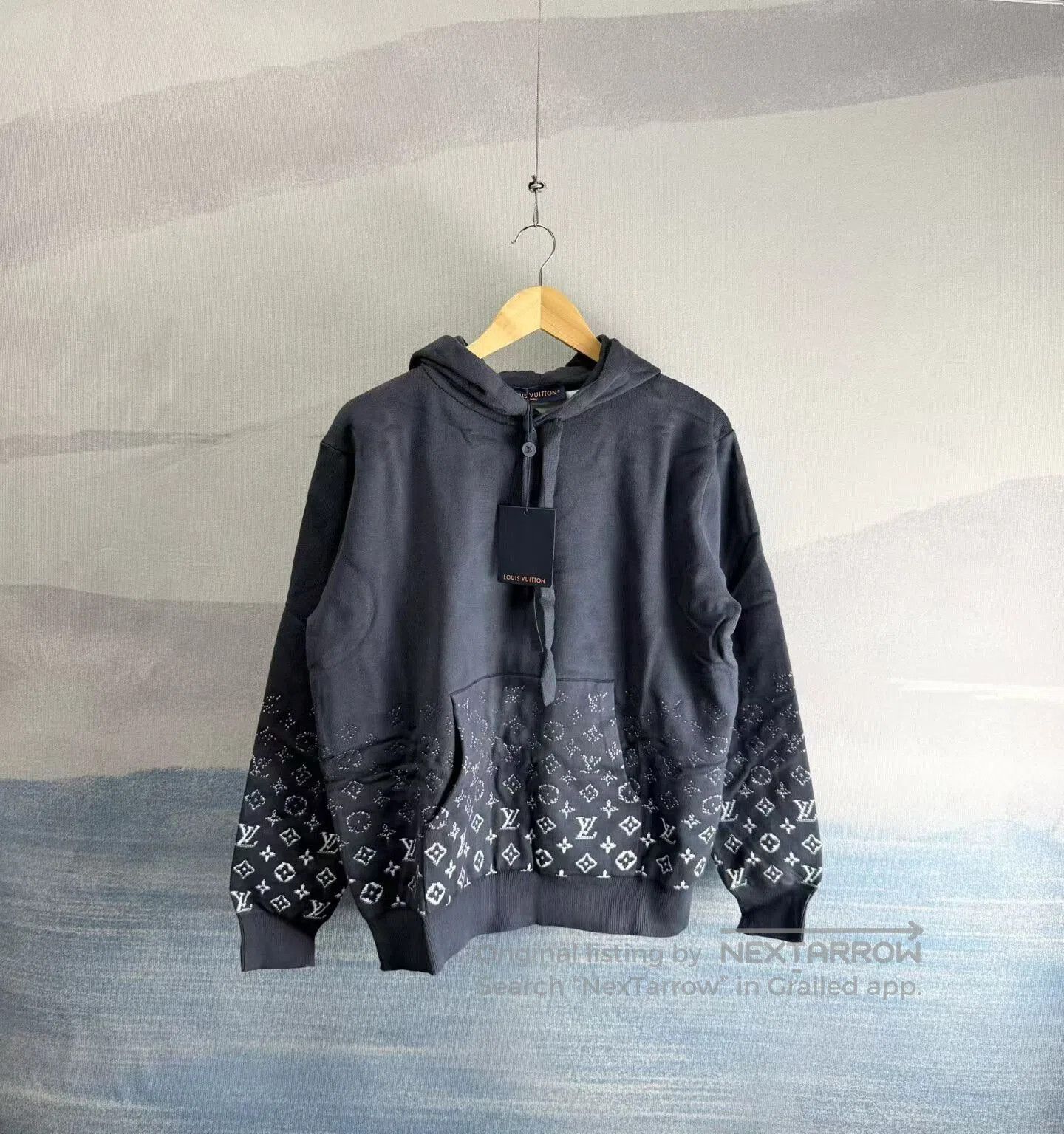 Louis Vuitton louis vuitton gray blue gradient hoodie. Size US L / EU 52-54 / 3 - 1 Thumbnail