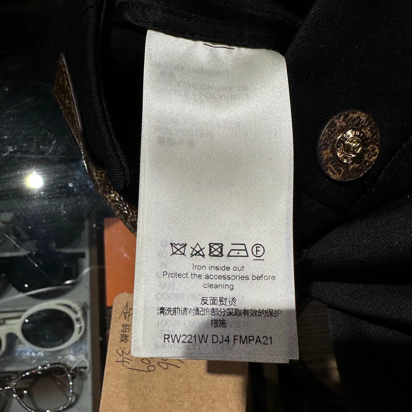 Louis Vuitton Louis Vuitton Monogram Wool Trousers Gold Hardware 34 Size 25" / US 0 / IT 36 - 4 Thumbnail