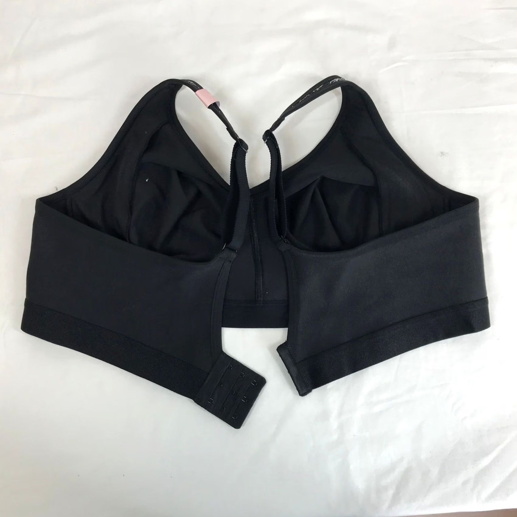 Vintage Cacique Black Silver Floral Lace Unlined Full Coverage No-Wire Bra 44C Womens Plus Size Coverage Full Lace Wireless Hook & Eye Adjustable Straps XS Size ONE SIZE - 4 Thumbnail