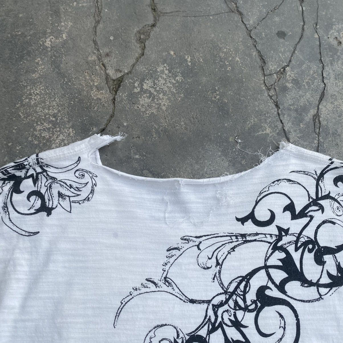 Tornado Mart Tribal Print Shirt with Raw Neck & Sleeves Size US M / EU 48-50 / 2 - 9 Thumbnail