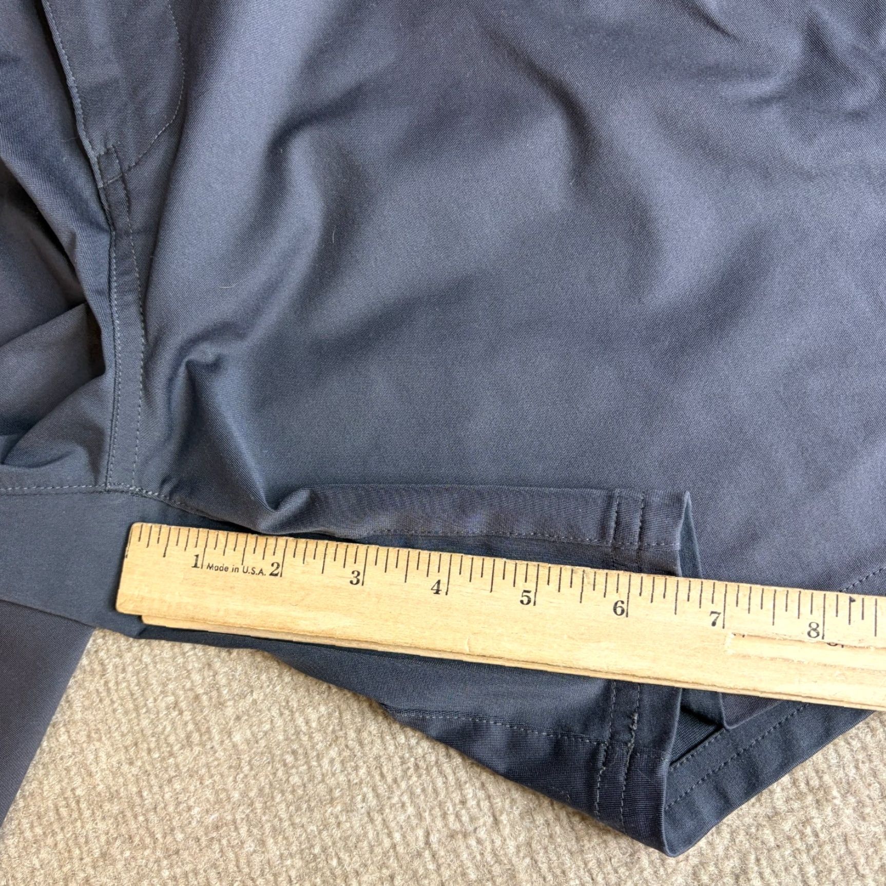 Rhone Rhone Shorts 33 Blue Solid Chino 7" Commuter Shirt? Size US 33 - 6 Thumbnail