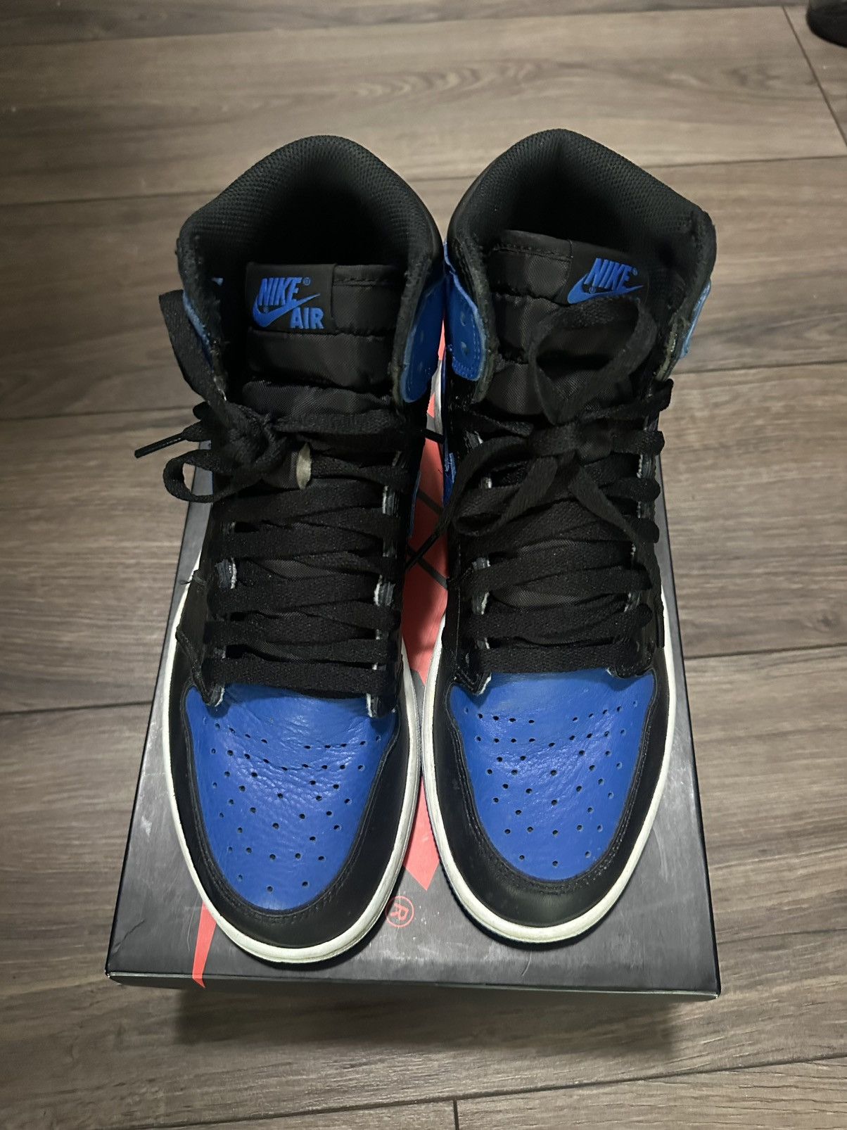 Jordan Brand Air Jordan 1 Royal Size US 8 / EU 41 - 1 Thumbnail