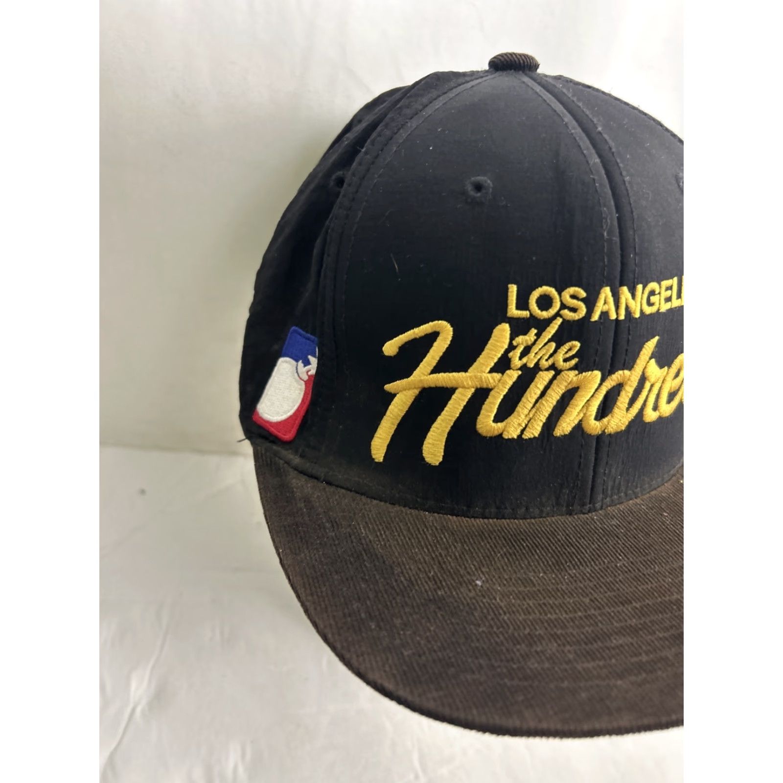 The Hundreds VINTAGE The Hundreds Los Angeles Black Gold Brown Cap Corduroy Brim Bomb Strap Back Size ONE SIZE - 4 Thumbnail