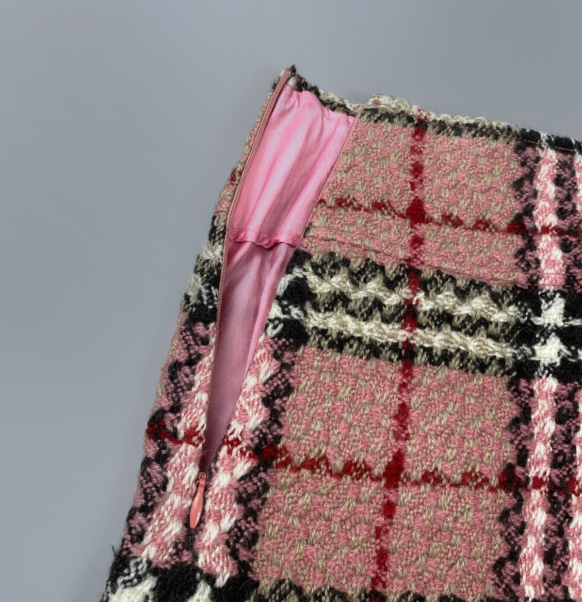 Burberry Vintage Burberry London Nova Check Tweed Skirt UK 8 US 6 Size 27" / US 4 / IT 40 - 7 Thumbnail